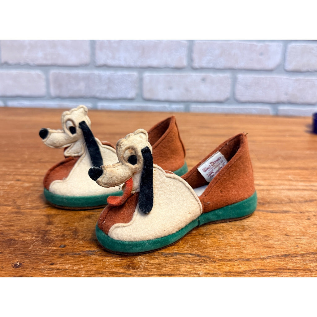 Vintage 1940s Walt Disney Pluto Size 4 Trimfoot Felt Childrens House Shoes