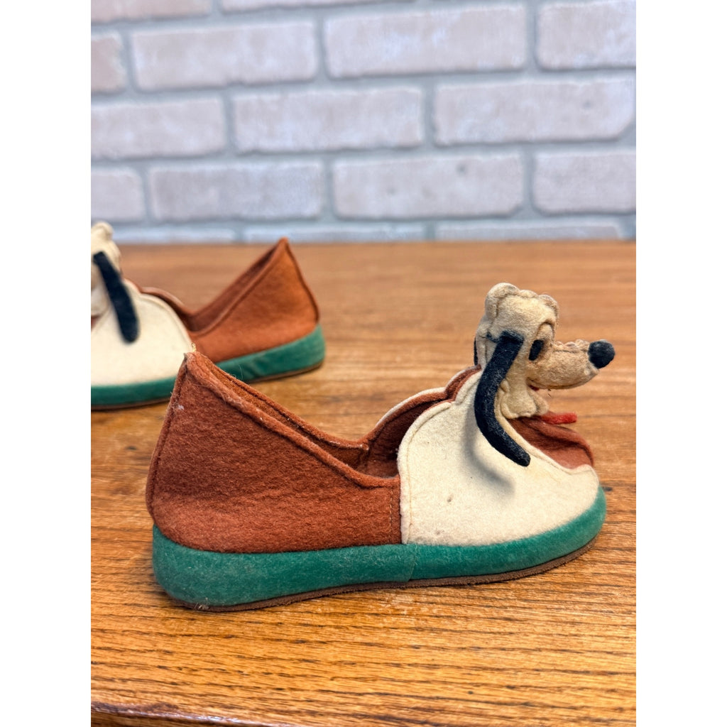 Vintage 1940s Walt Disney Pluto Size 4 Trimfoot Felt Childrens House Shoes