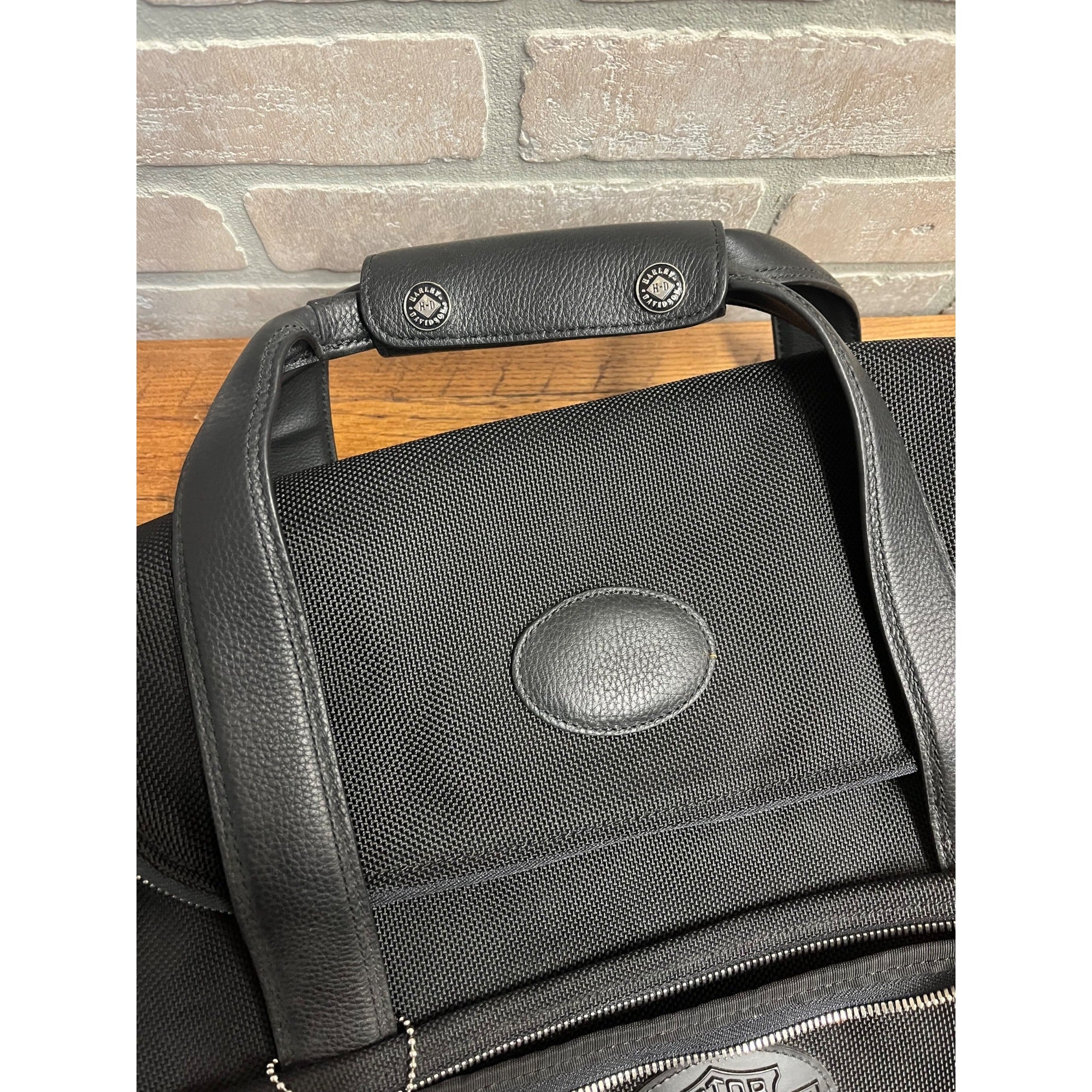 NEW Harley-Davidson Rally 15" Leather Bag 50RA9015 + Strap + Tag NWT