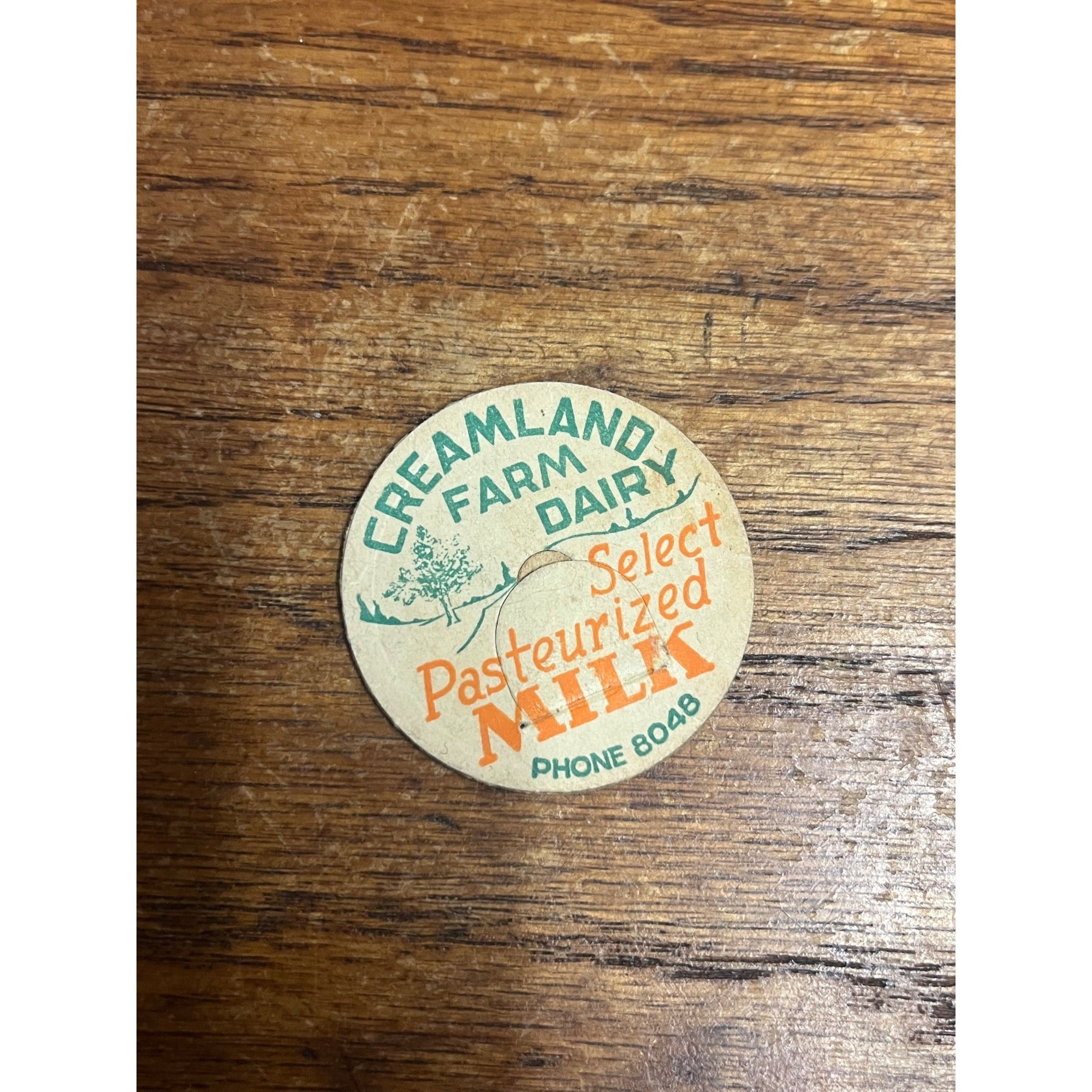Milk Bottle Cap - Creamland Farm Dairy / Oshkosh WI / Wisconsin / Pasteurized Milk