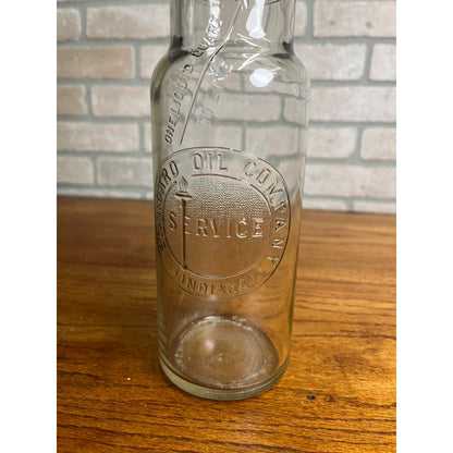 Vintage Standard Oil Co Motor 1 Quart Glass Bottle w/ Spout Embossed Advertising