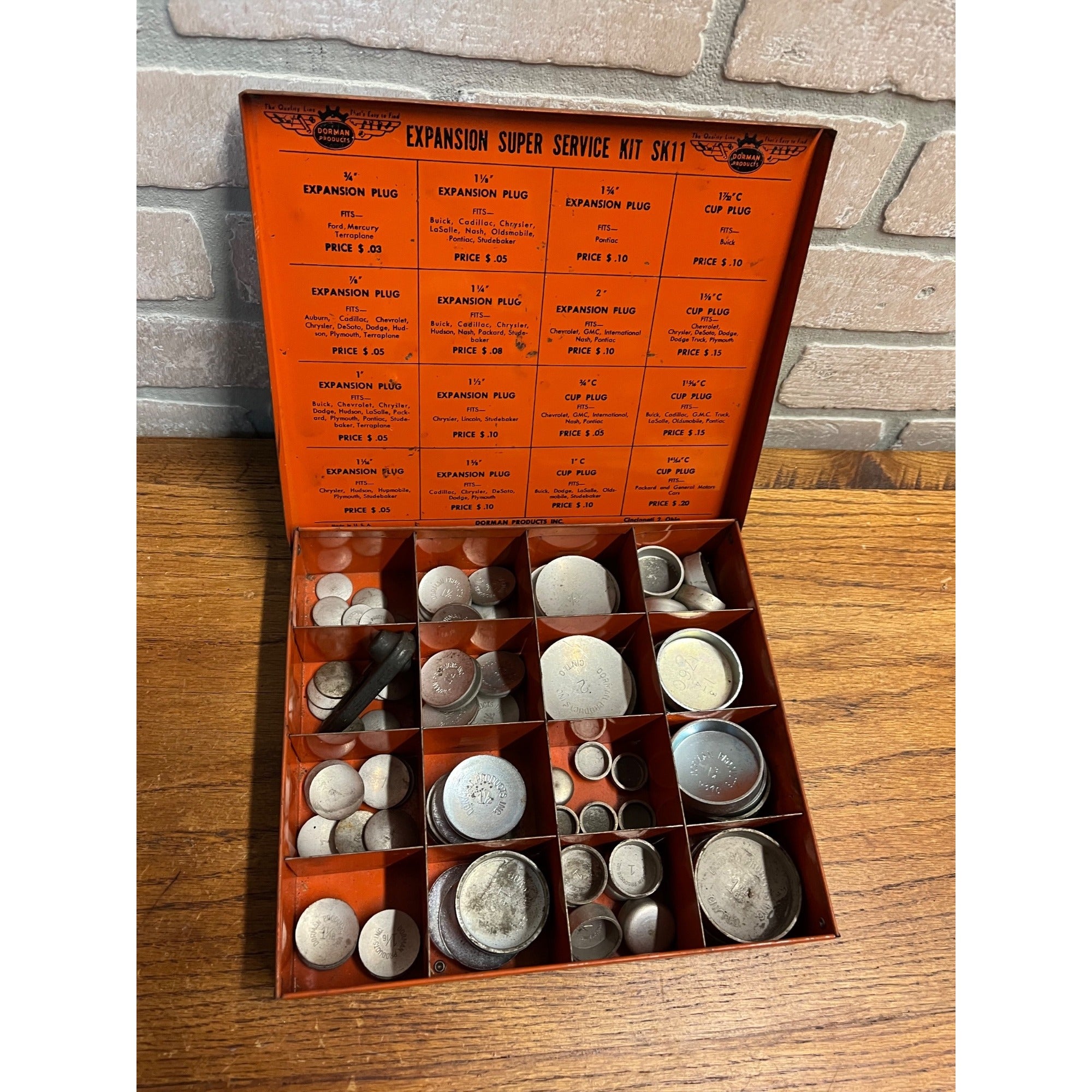 Vintage DORMAN PRODUCTS Metal Service Kit SK11 Case w/ Contents Expansion Plugs