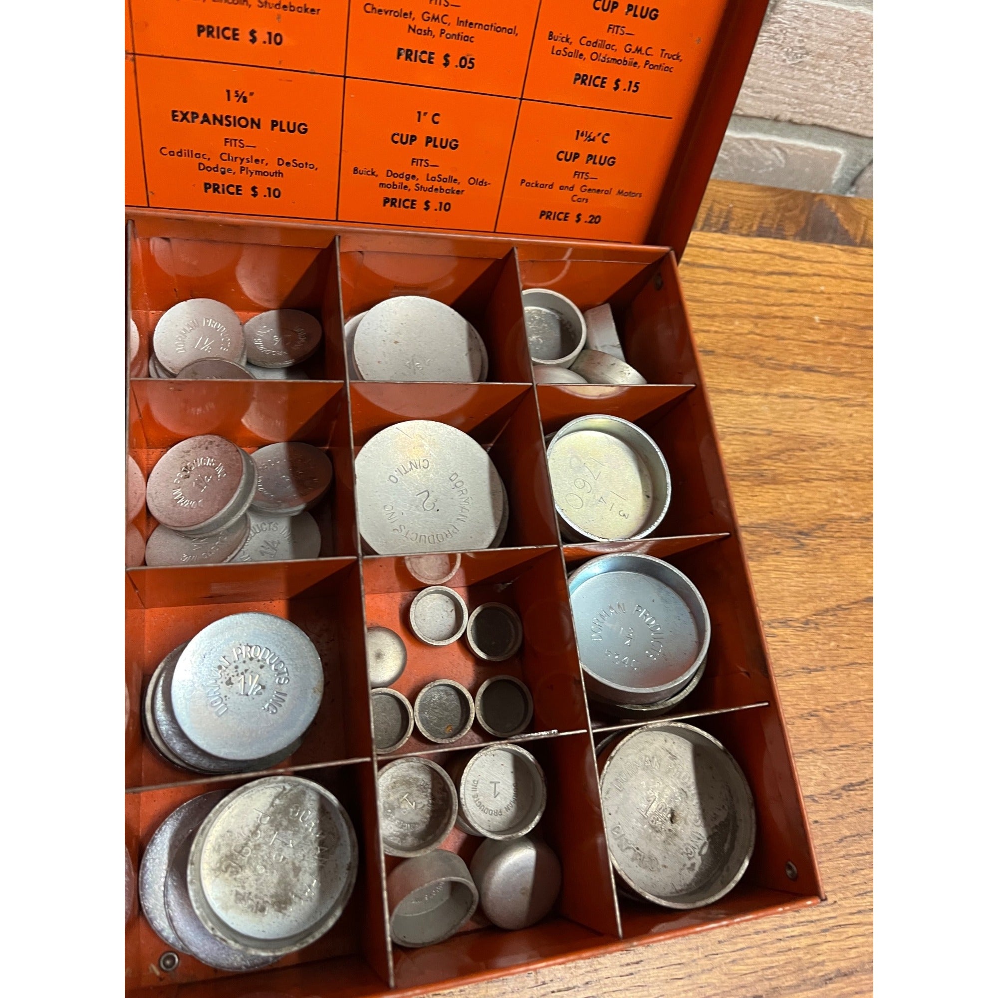 Vintage DORMAN PRODUCTS Metal Service Kit SK11 Case w/ Contents Expansion Plugs