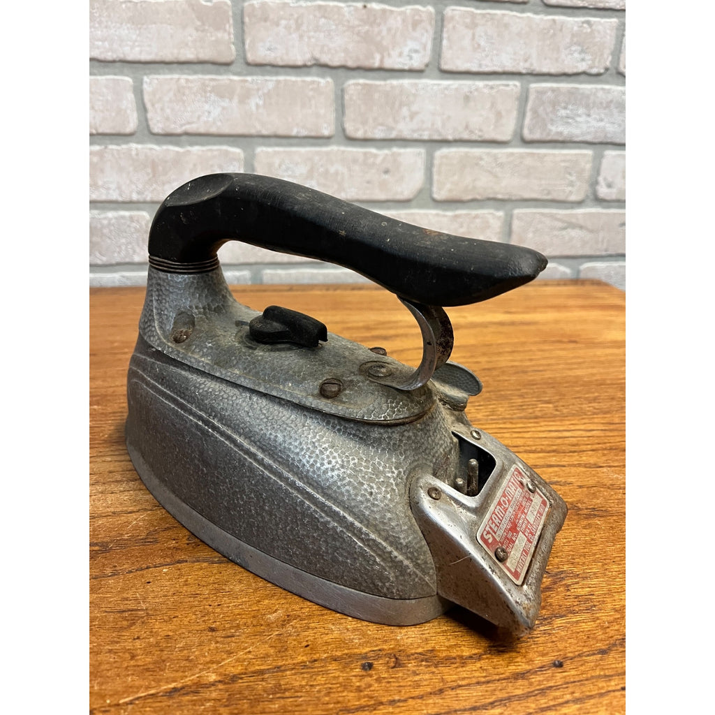 Vintage 1950s Steam-O-Matic B-300 Steam Iron Waverly Tool Co. Art Deco Design