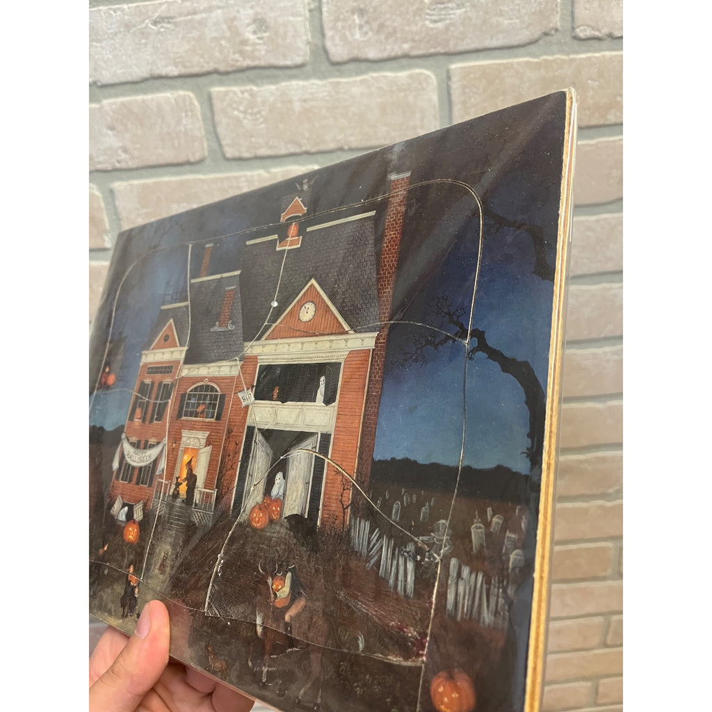 Vintage Halloween Haunted House 1992 Wooden Puzzle Tray Linda Nelson Stocks Ghosts