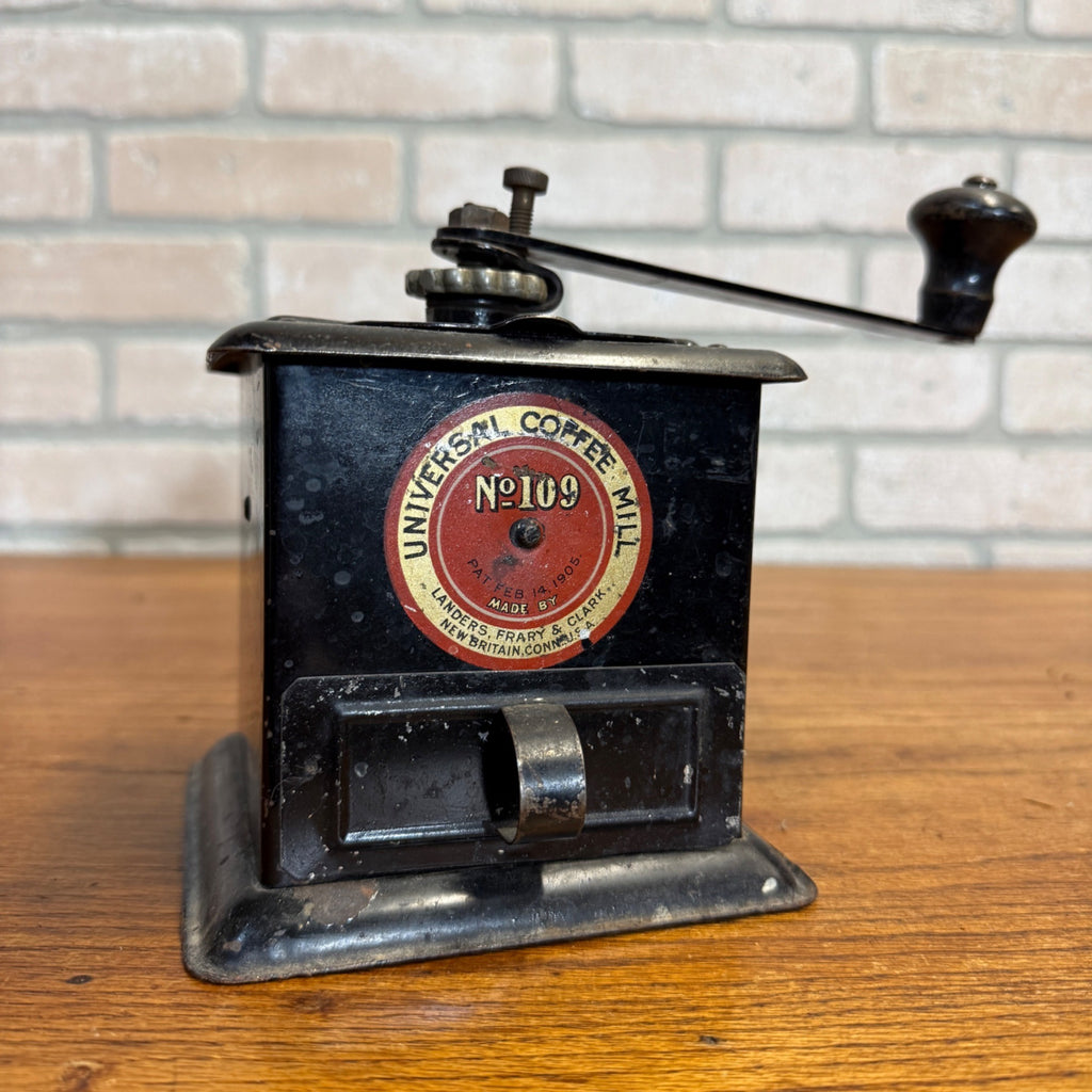 Universal Coffee Mill No. 109 One Pound Coffee Grinder Landers Frary & Clark