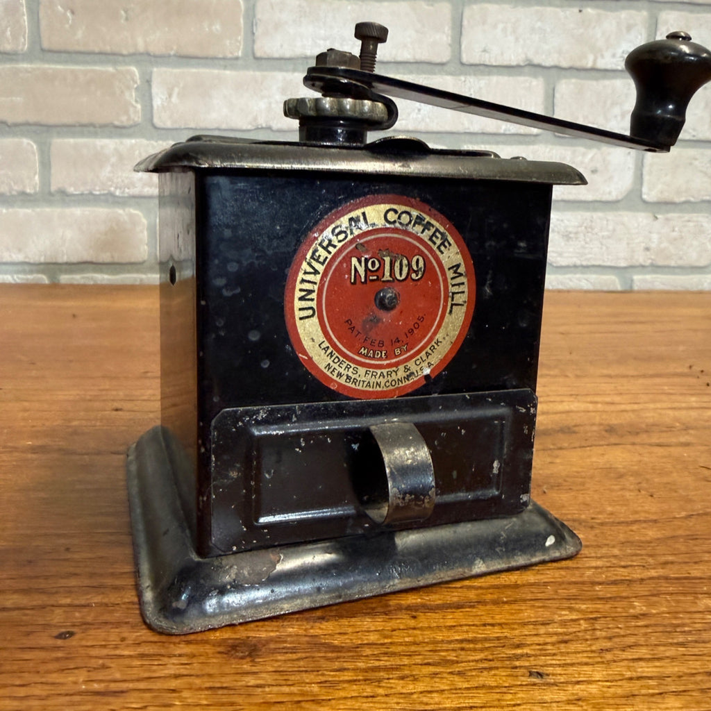 Universal Coffee Mill No. 109 One Pound Coffee Grinder Landers Frary & Clark