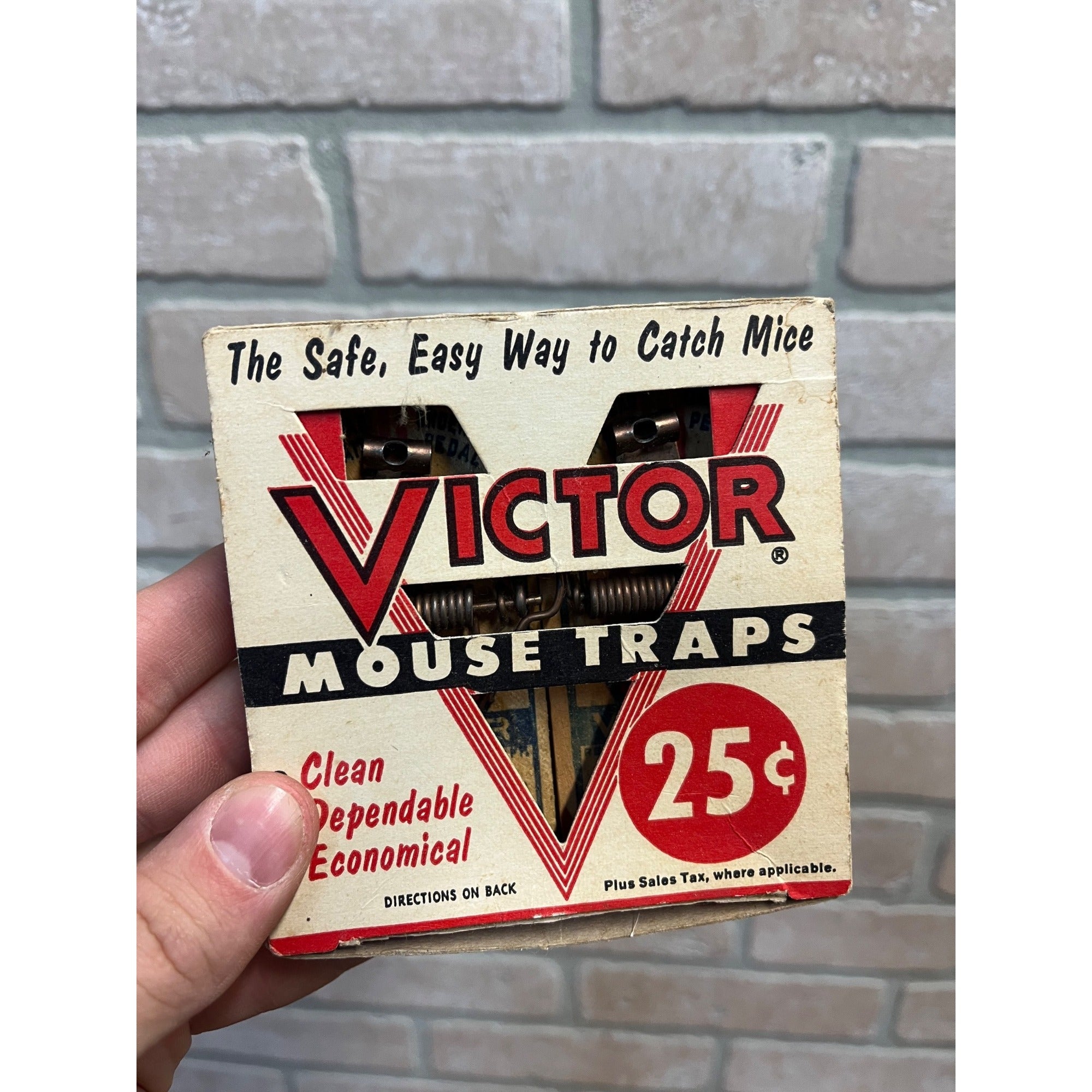 Vintage 1955 Victor 2-Pack Mouse Traps 29 Box ATCO Animal Trap Co Lititz Pa