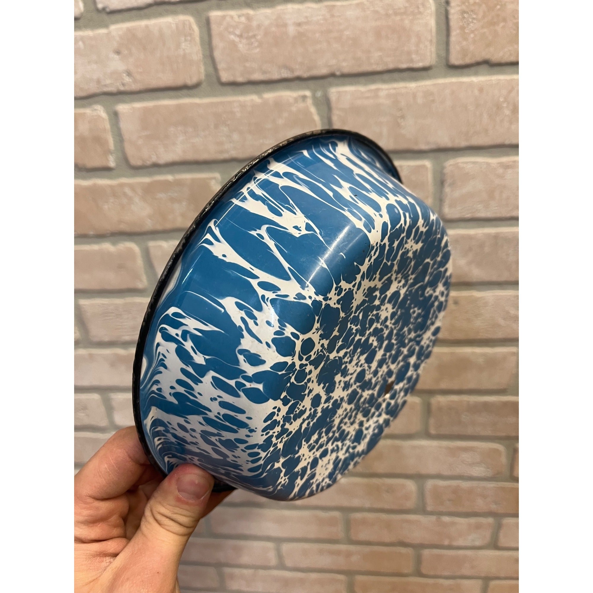 Antique Primitive Blue and White Swirl Enamel Graniteware Round Pie Pan/ Baking Dish/ Farmhouse Decor