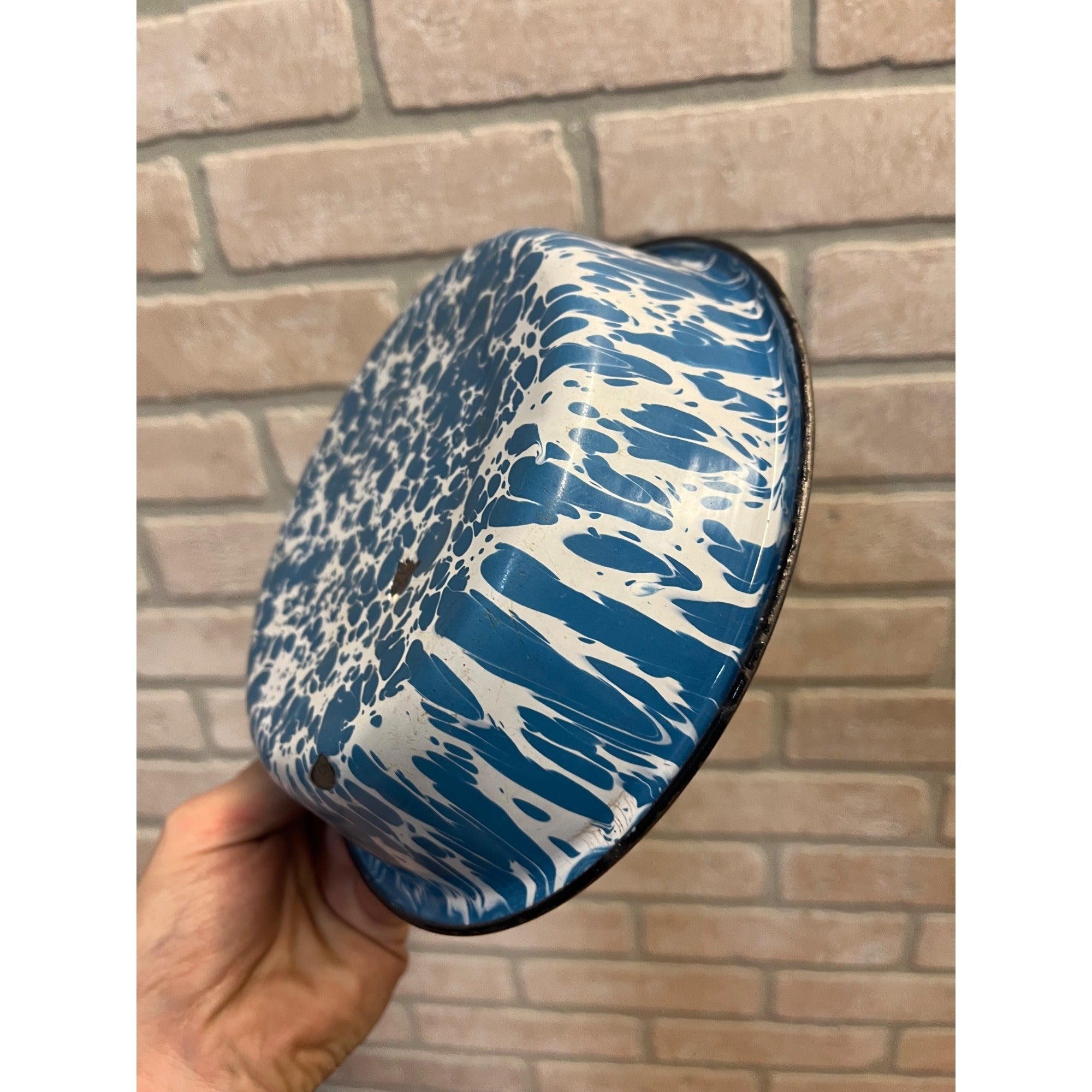 Antique Primitive Blue and White Swirl Enamel Graniteware Round Pie Pan/ Baking Dish/ Farmhouse Decor