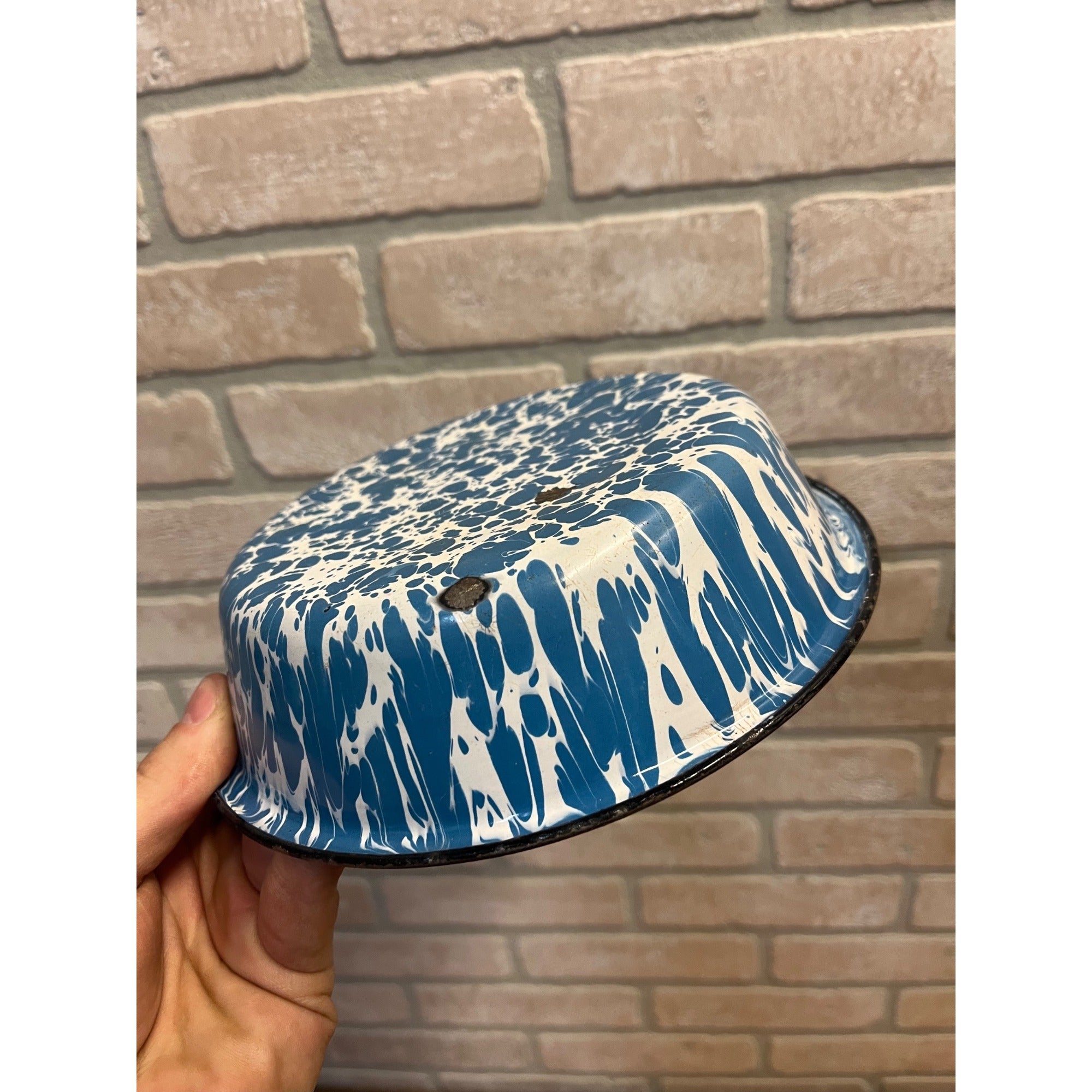 Antique Primitive Blue and White Swirl Enamel Graniteware Round Pie Pan/ Baking Dish/ Farmhouse Decor