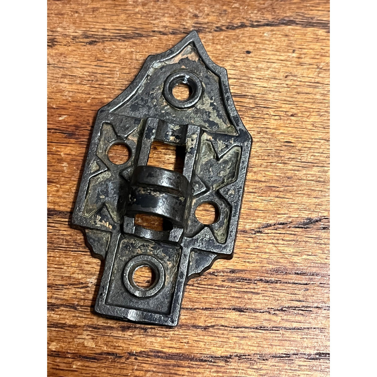 Antique Kerosene Oil Lamp Swing Arm Wall Bracket Mount Victorian Ornate