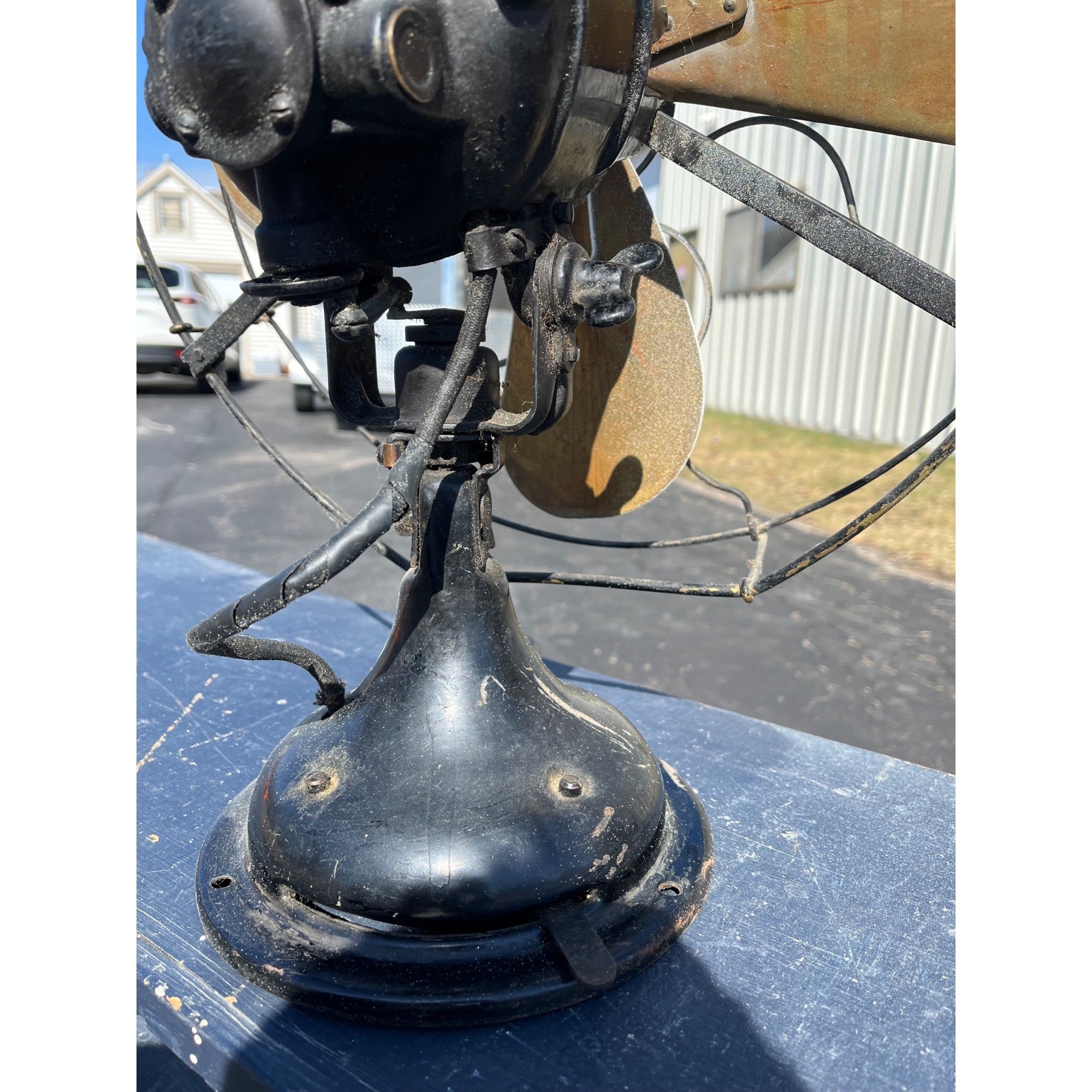 Antique 1914 Century model 154 Oscillating 16 in Electric Brass Fan