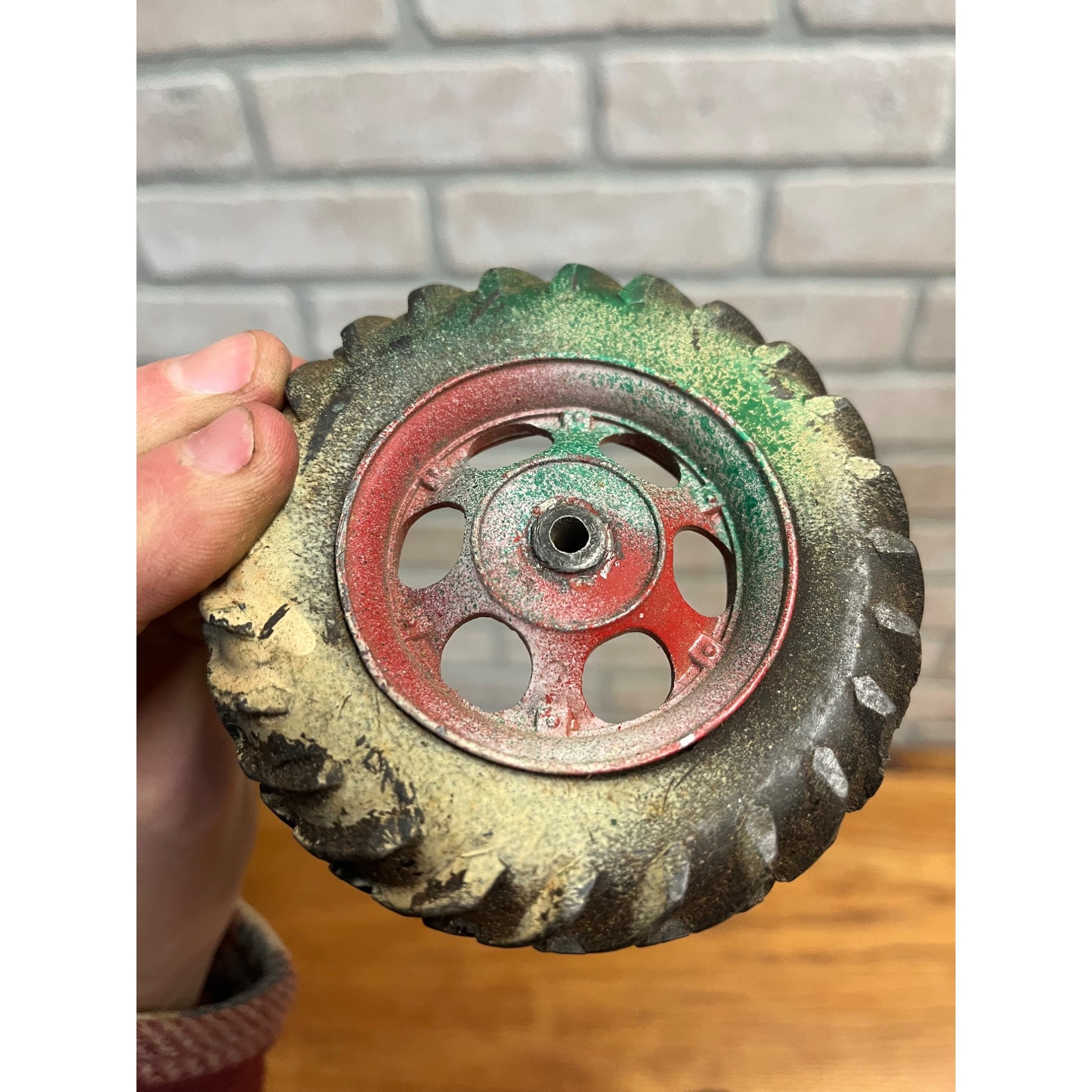 Vintage Hard Rubber & Metal Tractor Tires Toy Replacement Parts ERTL? 3.75" Dia