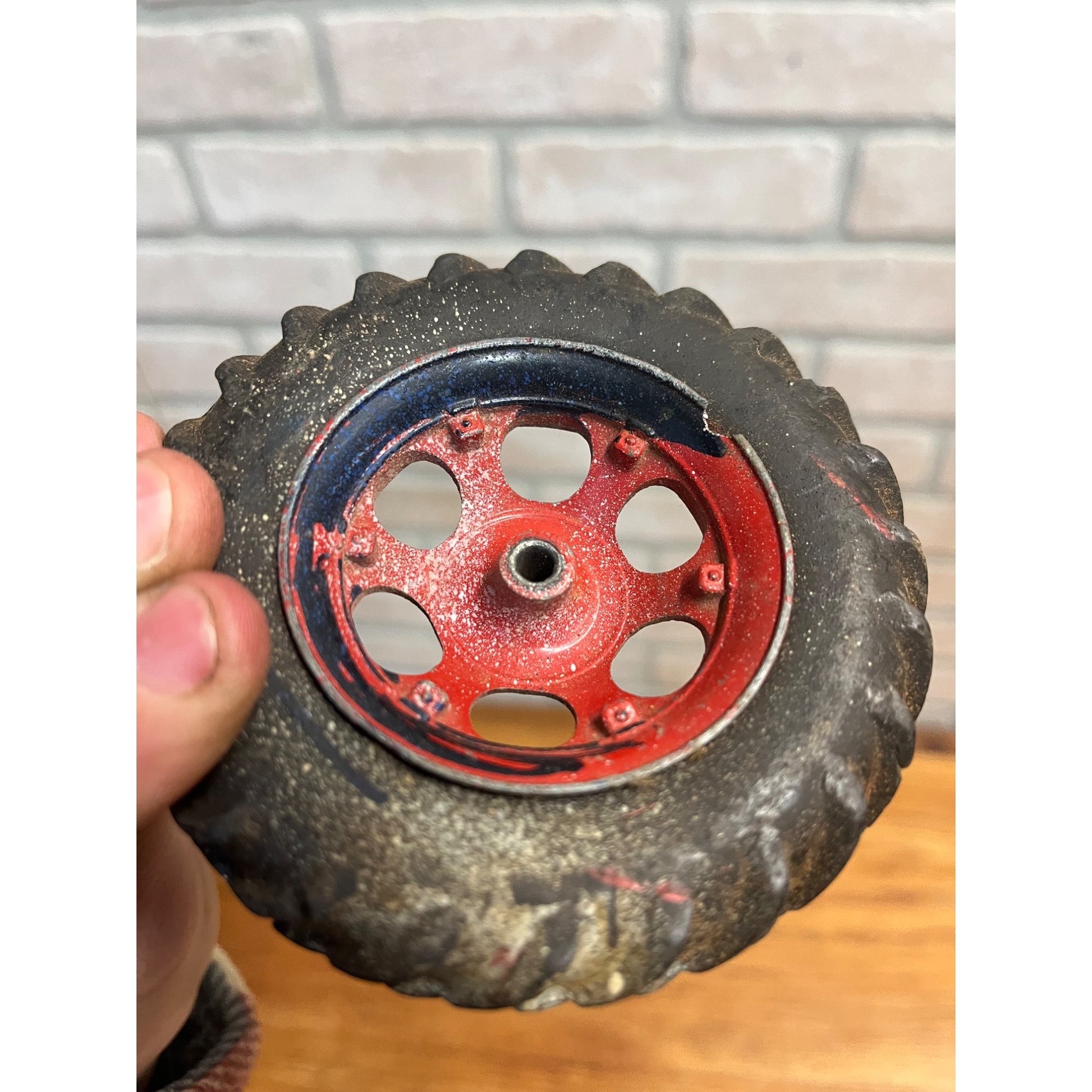 Vintage Hard Rubber & Metal Tractor Tires Toy Replacement Parts ERTL? 3.75" Dia