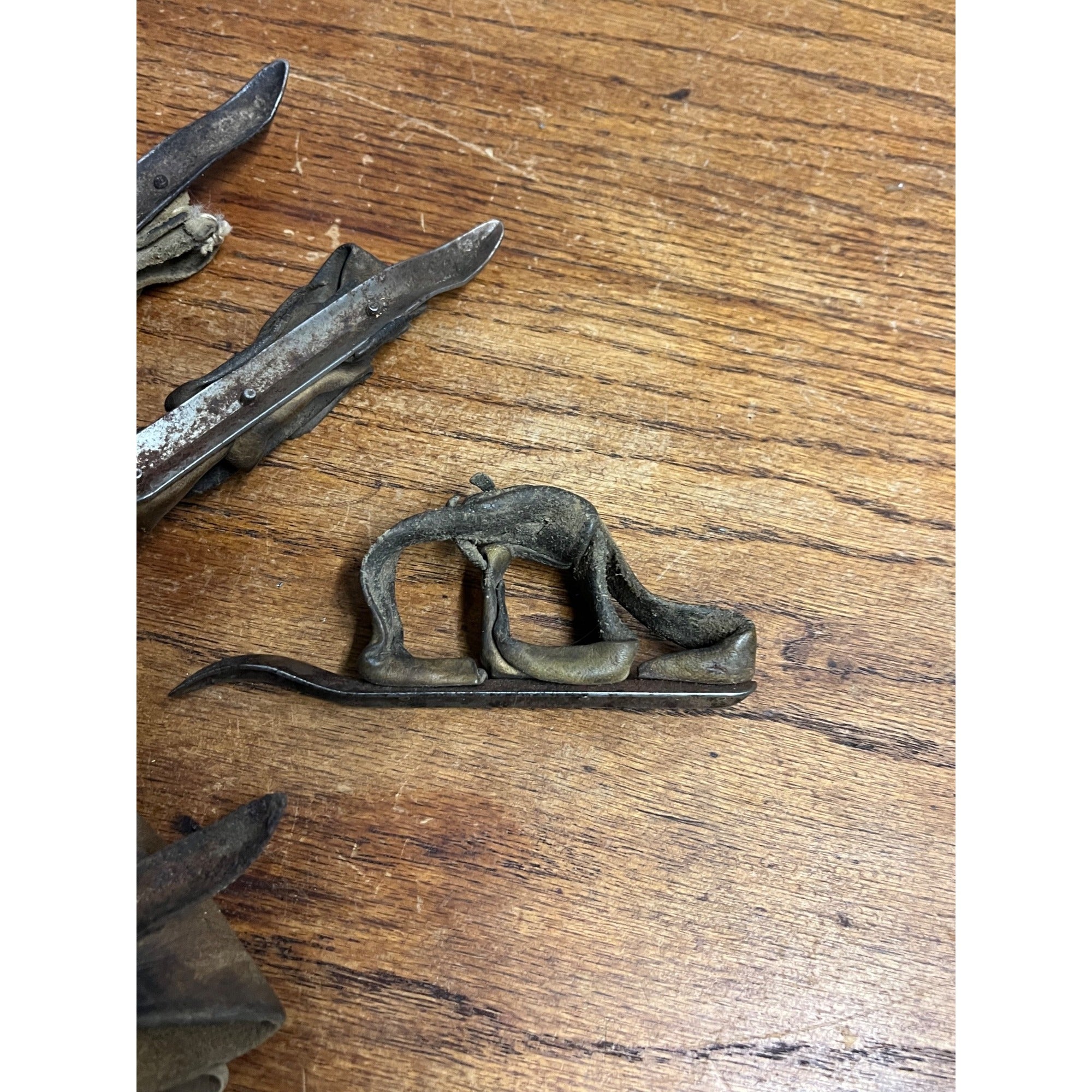 Antique Vintage Lot Corn Shucking Husking Farm Tool Glove Farm Hand Tools