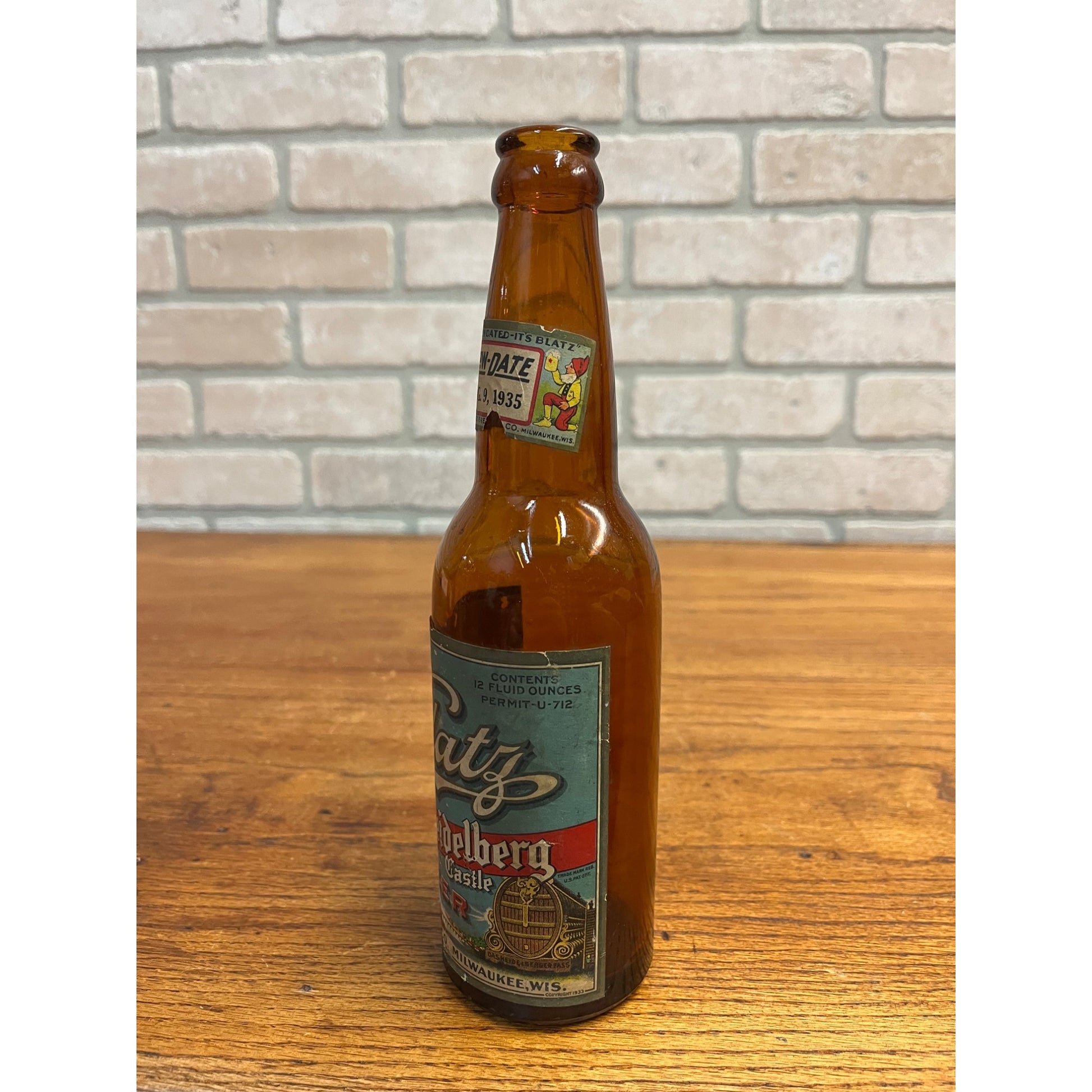 Vintage Blatz Old Heidelberg Castle IRTP Paper Label Bottle Milwaukee, Wis 12oz