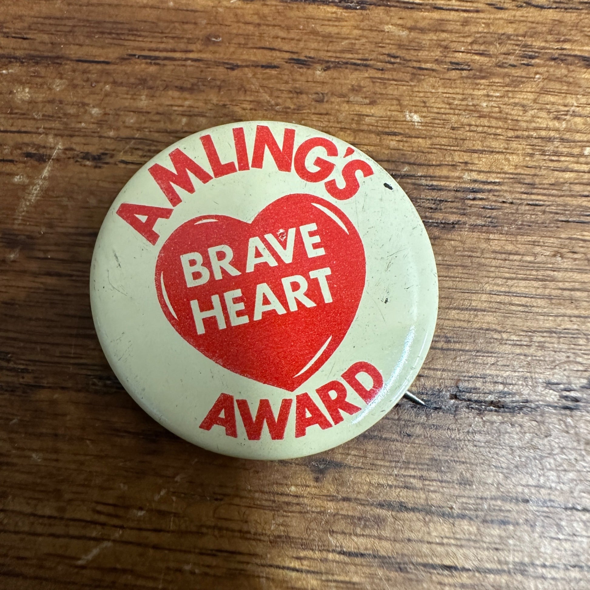 Vintage 1960s Amling's Brave Heart Award Red & White Pin Button Pinback