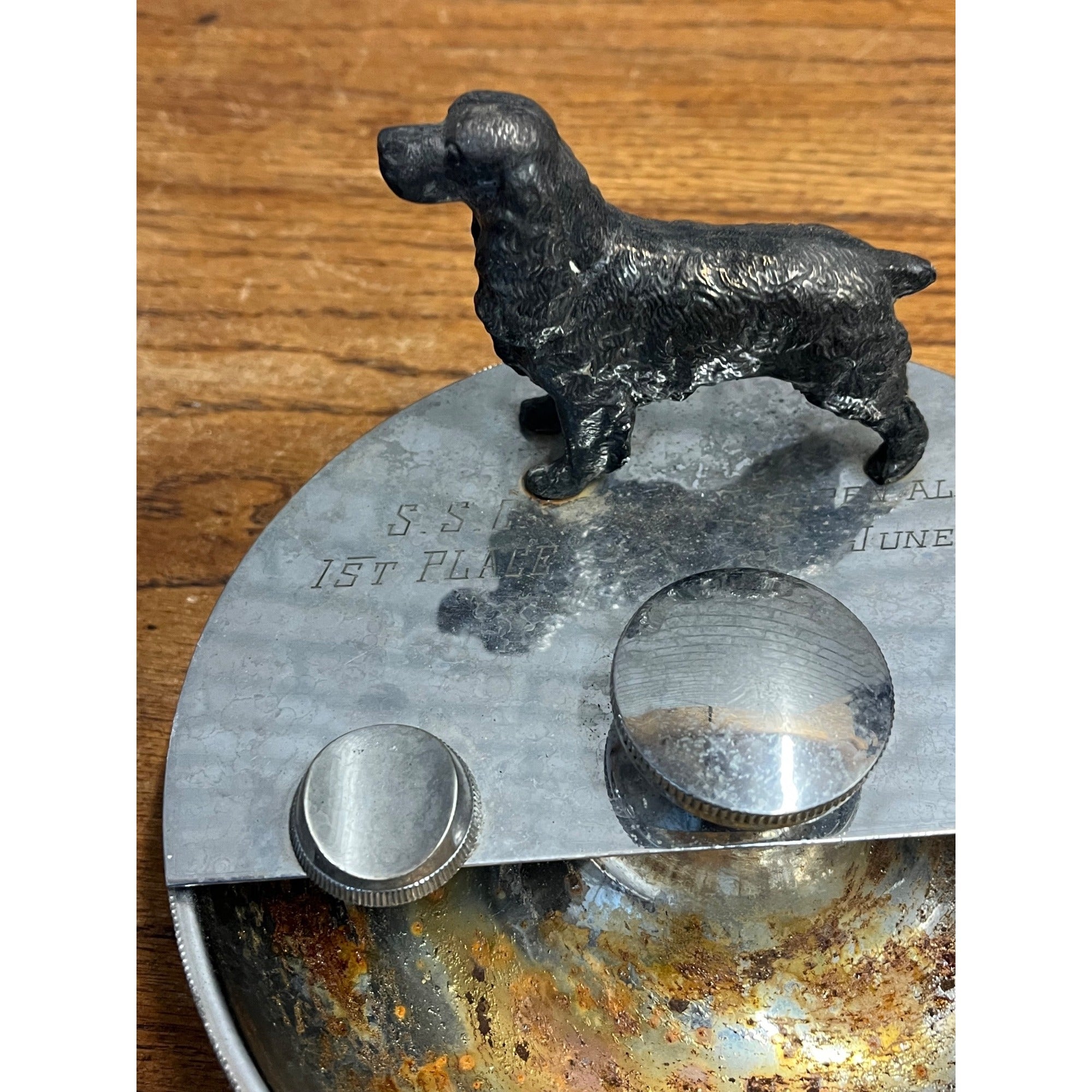 Vintage Art Deco Cigar Ashtray Revolving Spinning Chrome w/ Dog Figure Award