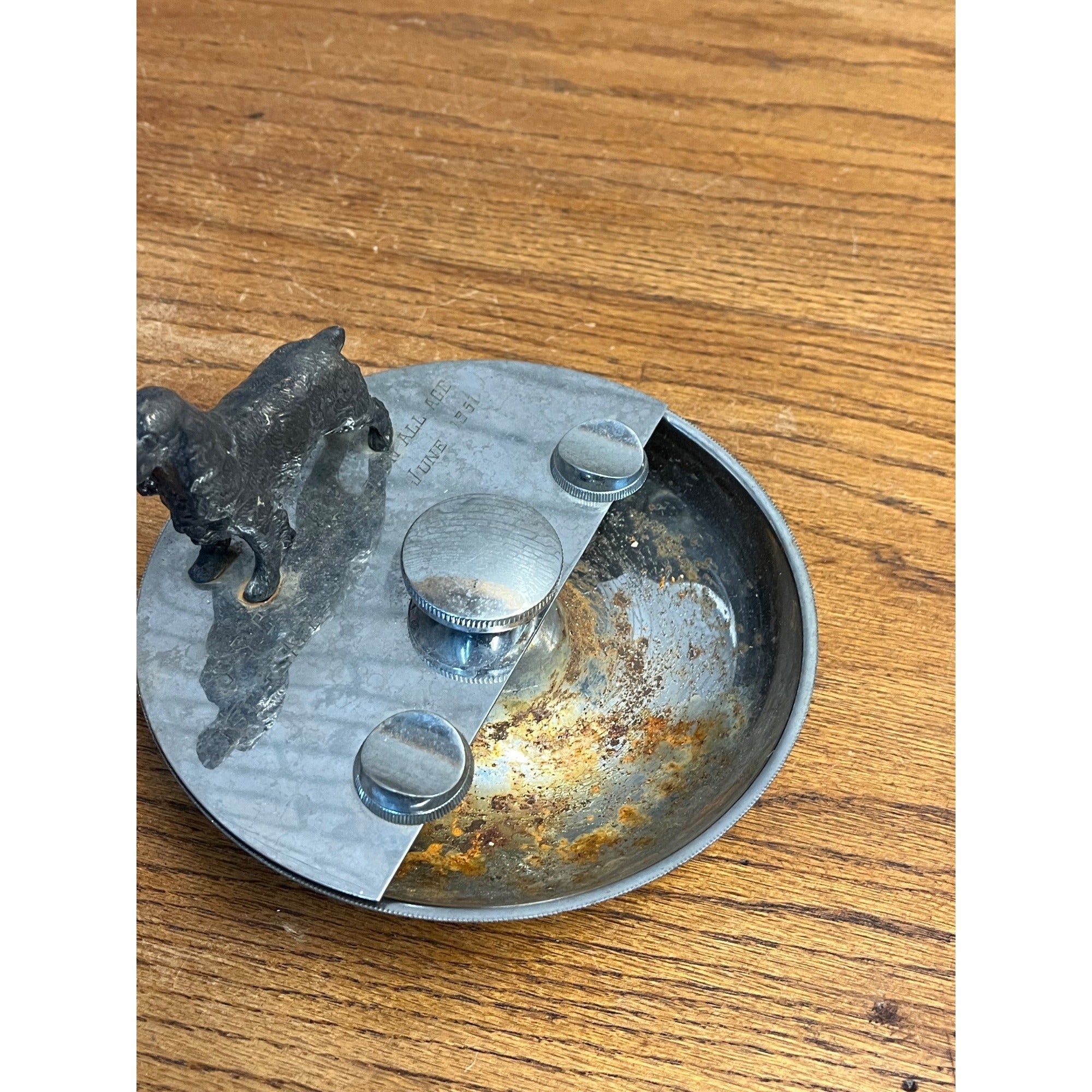 Vintage Art Deco Cigar Ashtray Revolving Spinning Chrome w/ Dog Figure Award