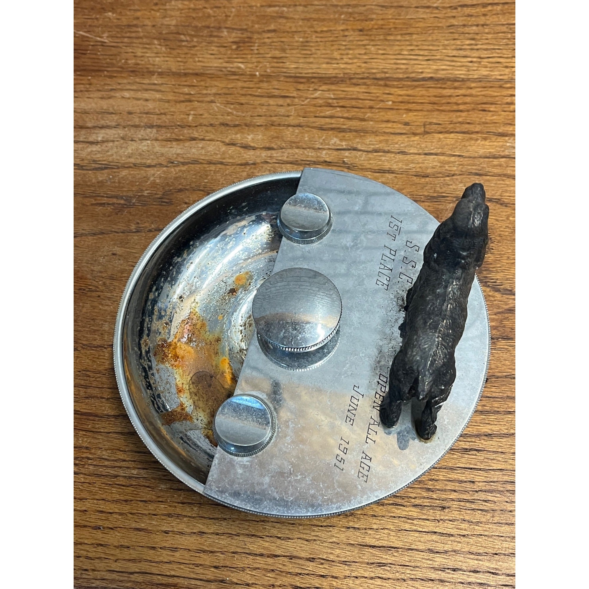 Vintage Art Deco Cigar Ashtray Revolving Spinning Chrome w/ Dog Figure Award