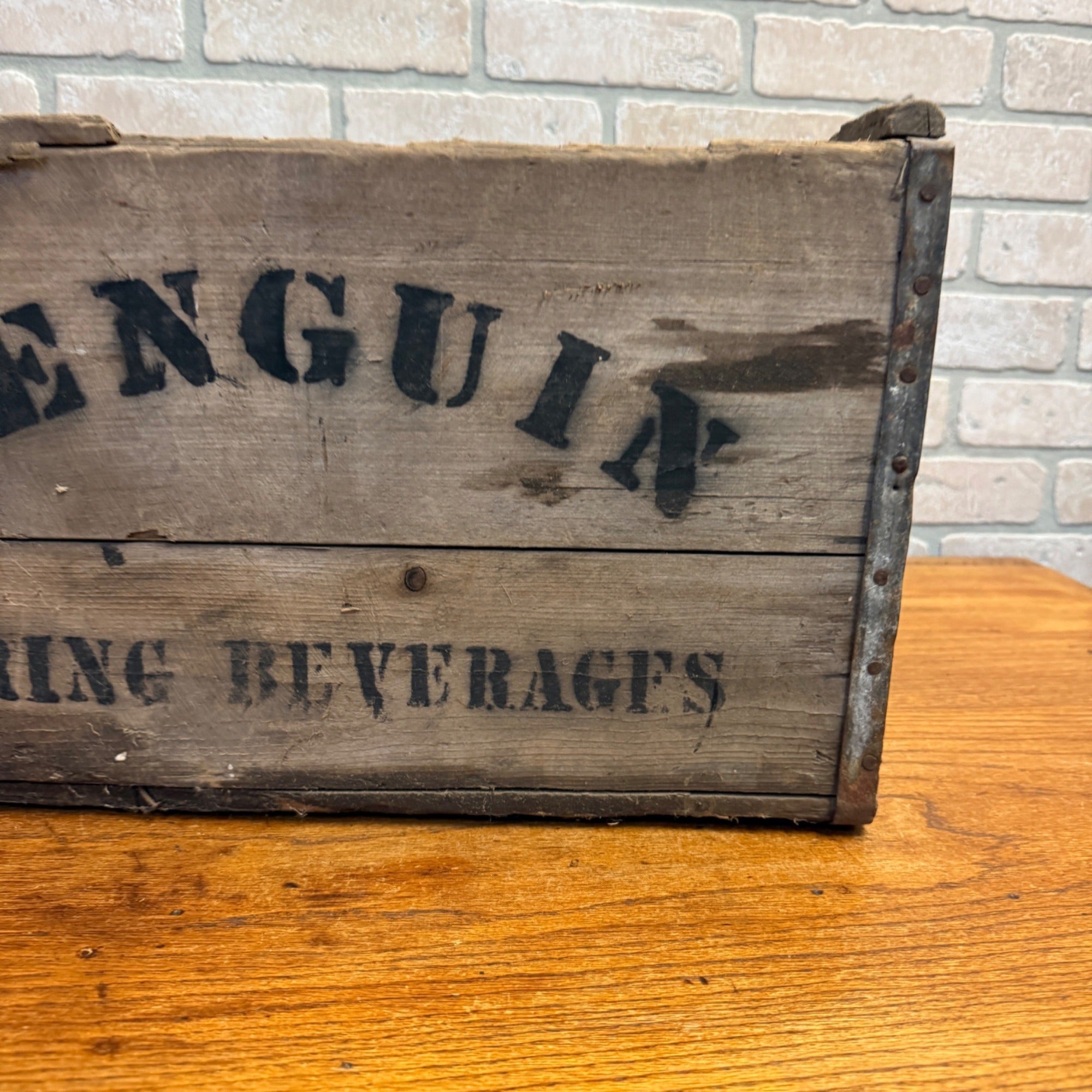 Vintage Penguin Spring Beverages Wauwatosa, Wisconsin Scarce Wooden Soda Crate Case