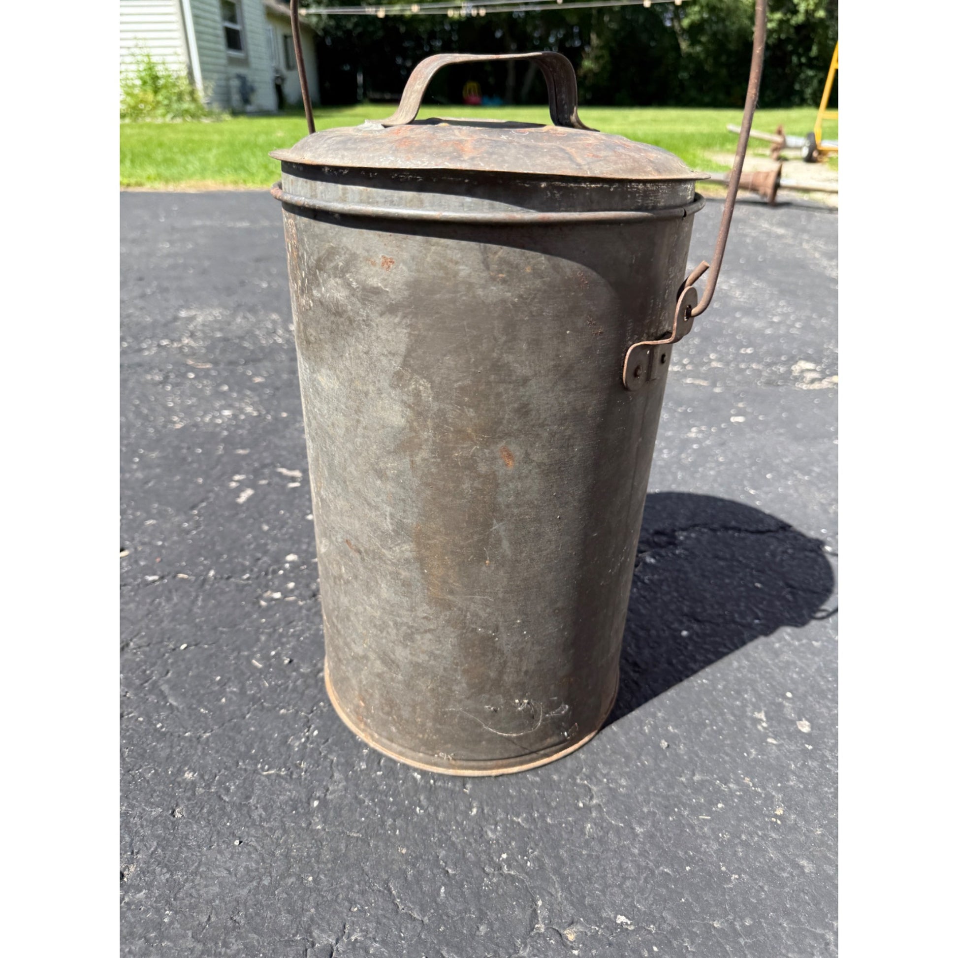 Vintage Metal Steel Tin Milk Farm Pail Bucket w/ Wood Bail Handle