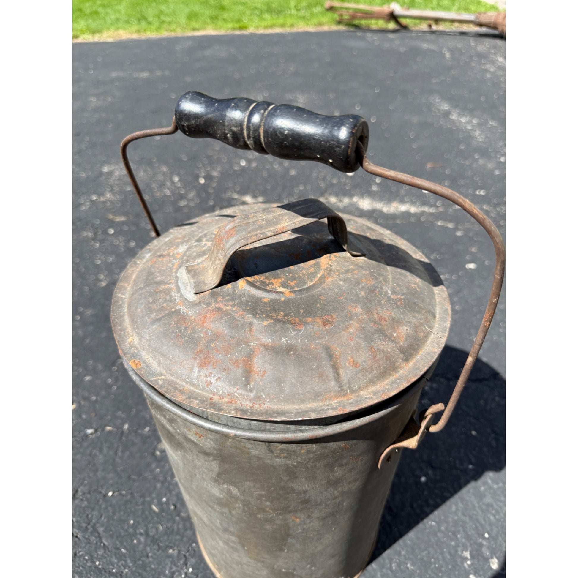 Vintage Metal Steel Tin Milk Farm Pail Bucket w/ Wood Bail Handle