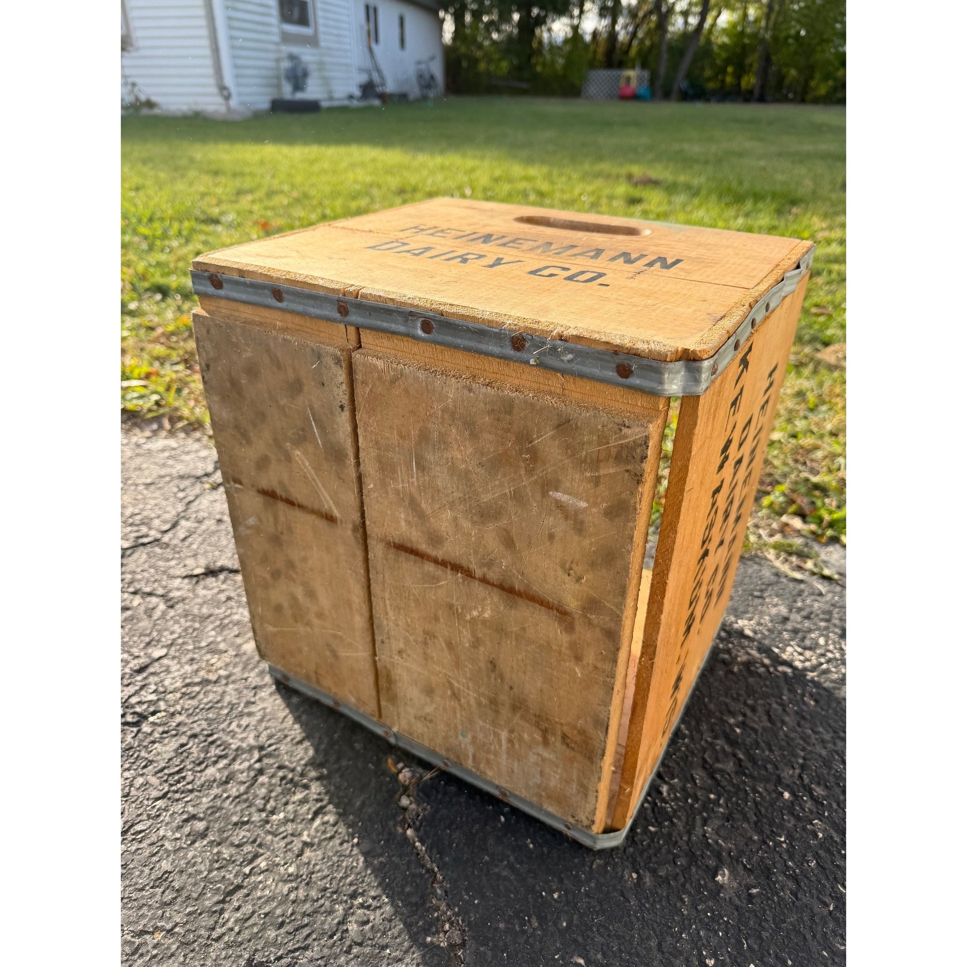 Vintage Heinemann Dairy Co Wooden Crate Kewaskum Wisconsin Milk Crate