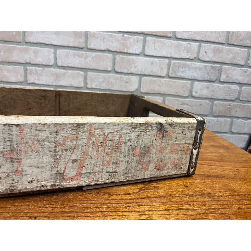 Vintage 7UP Seven-UP Wooden Soda Bottle Carrier Case Crate Sheboygan Wis