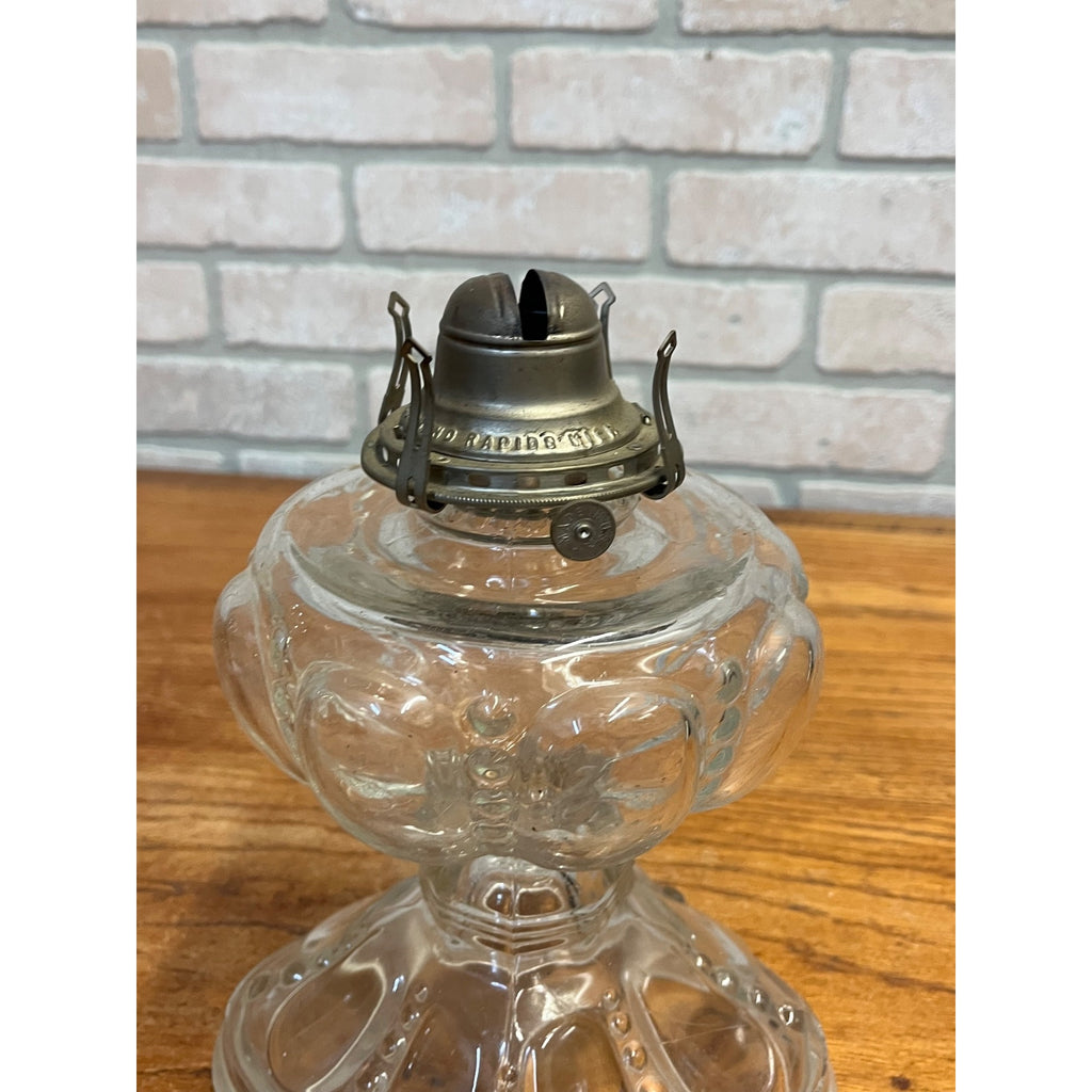 Antique Victorian EAPG Kings Crown Kerosene Oil Lamp w/ White Flame Light Burner