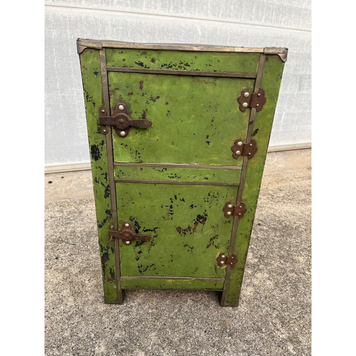 Antique c1900 Salesman Sample Miniature Ice Box Functional Model Green Paint