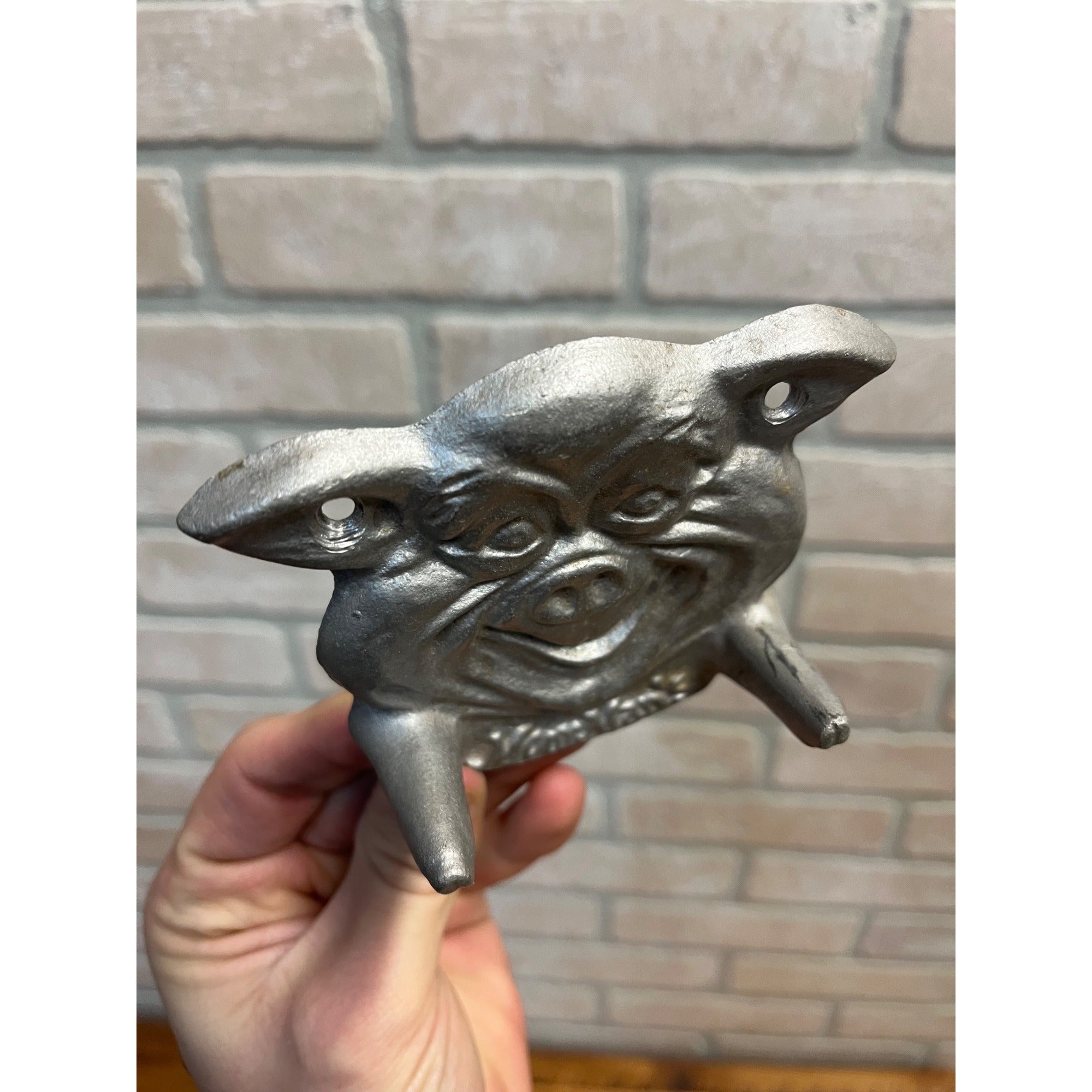 Vintage Moorman's Advertising Pig Farm Coat Hook Key Wall Hanger Feed Sign