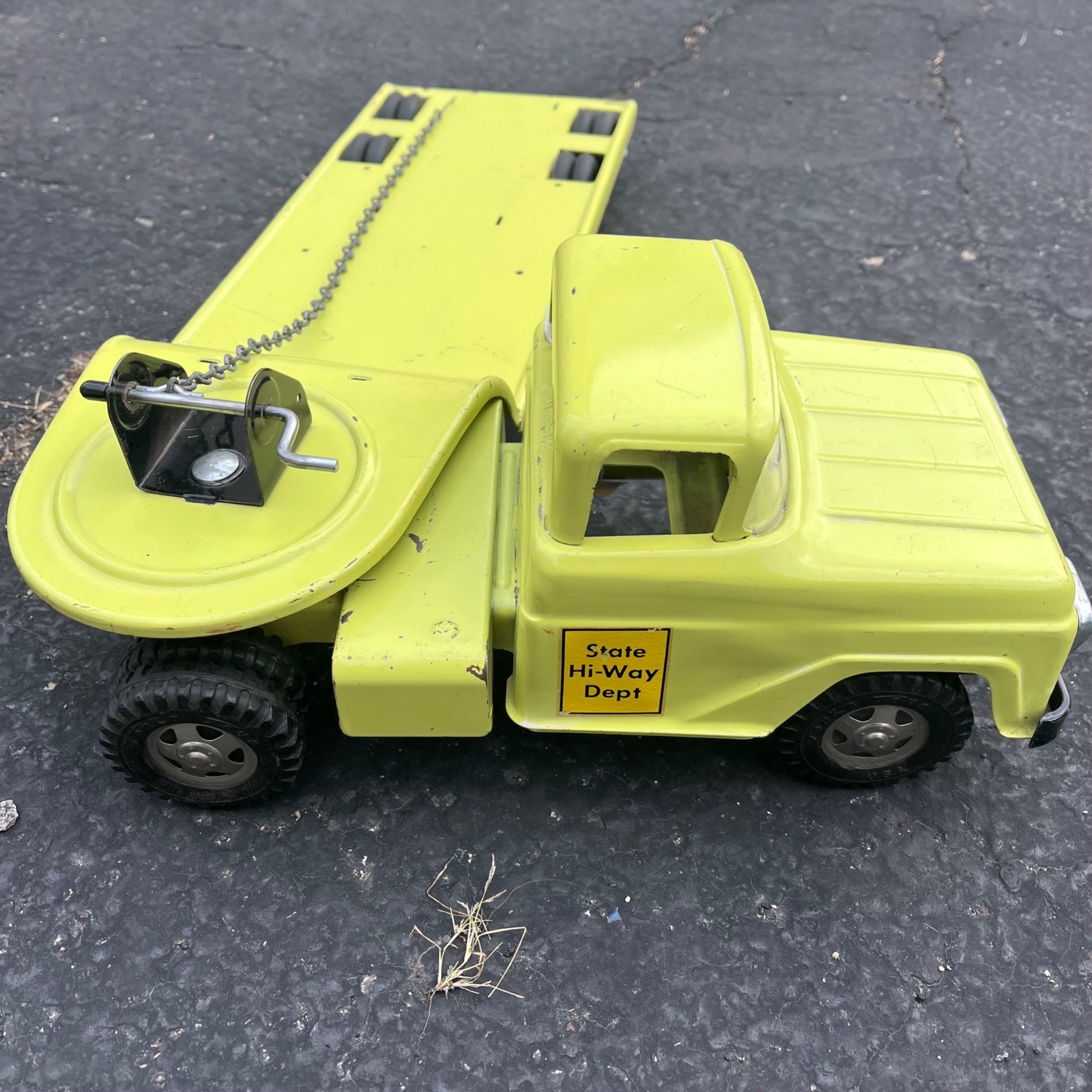 Vintage 1950s Tonka State Hi-Way Lime Green Lowboy Trailer Pressed Steel Toy
