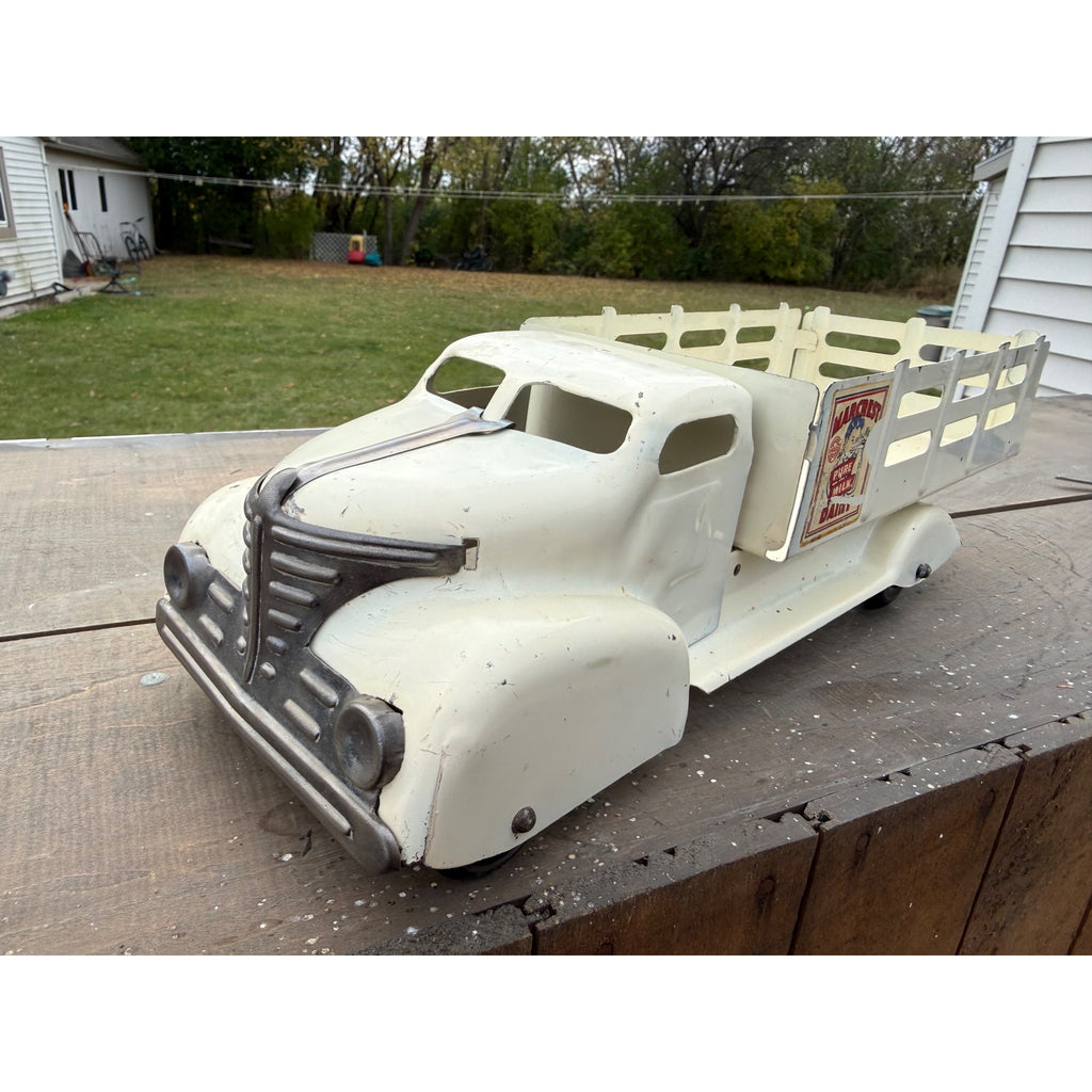 Vintage Marx Marcrest Dairy White Farm Delivery Truck Pressed Steel Toy
