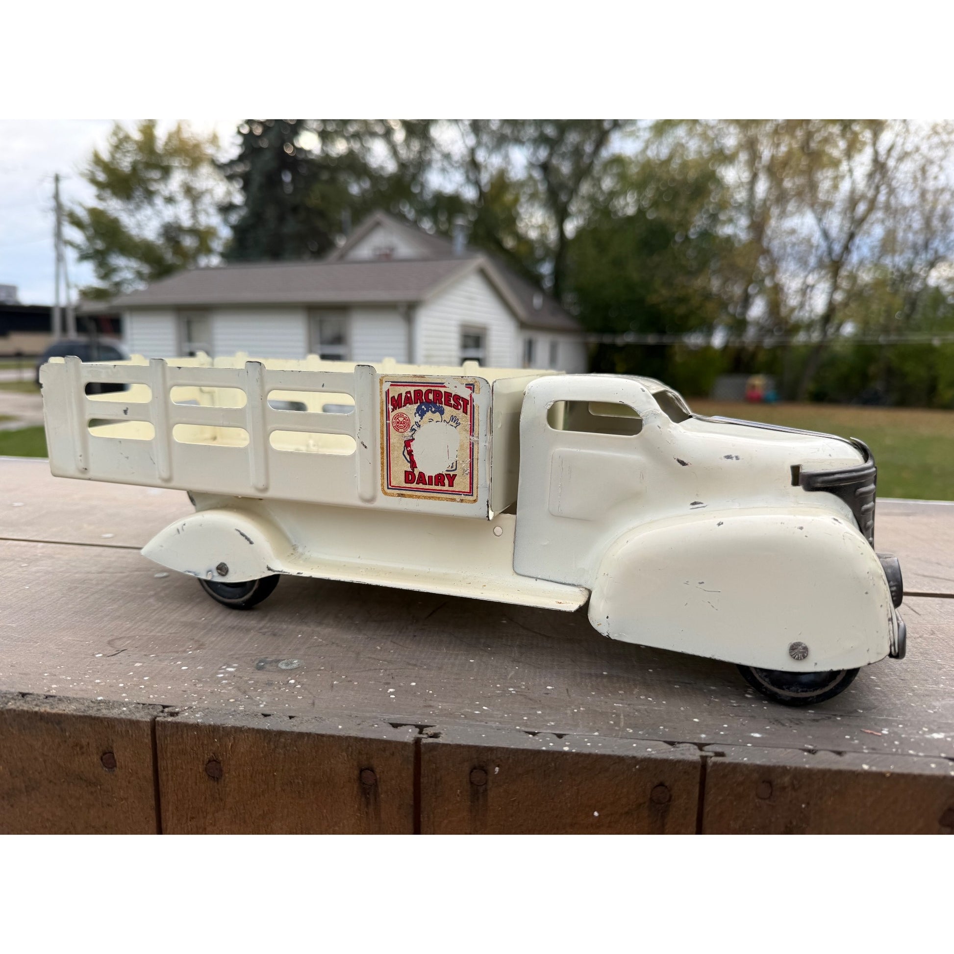 Vintage Marx Marcrest Dairy White Farm Delivery Truck Pressed Steel Toy