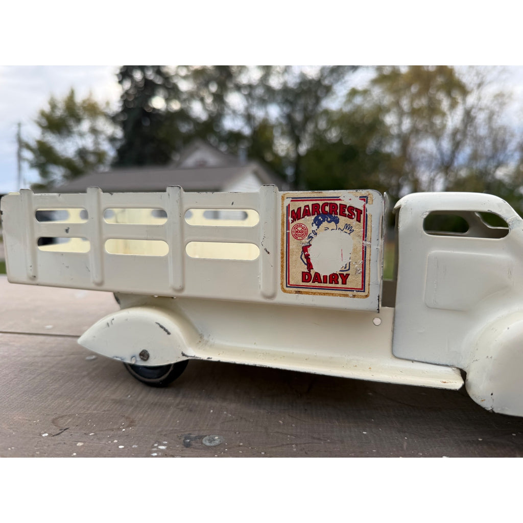 Vintage Marx Marcrest Dairy White Farm Delivery Truck Pressed Steel Toy