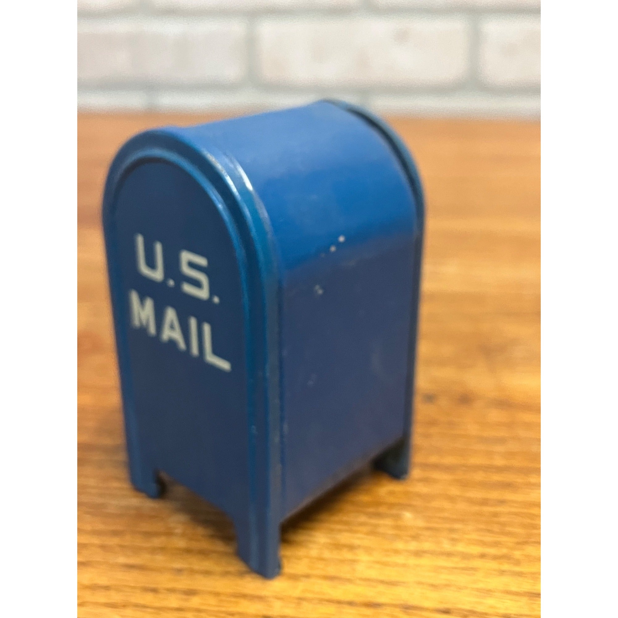 Vintage US Mail Letters Mailbox Coin Bank w/ Keys - Japan Tin Litho Mini 4"
