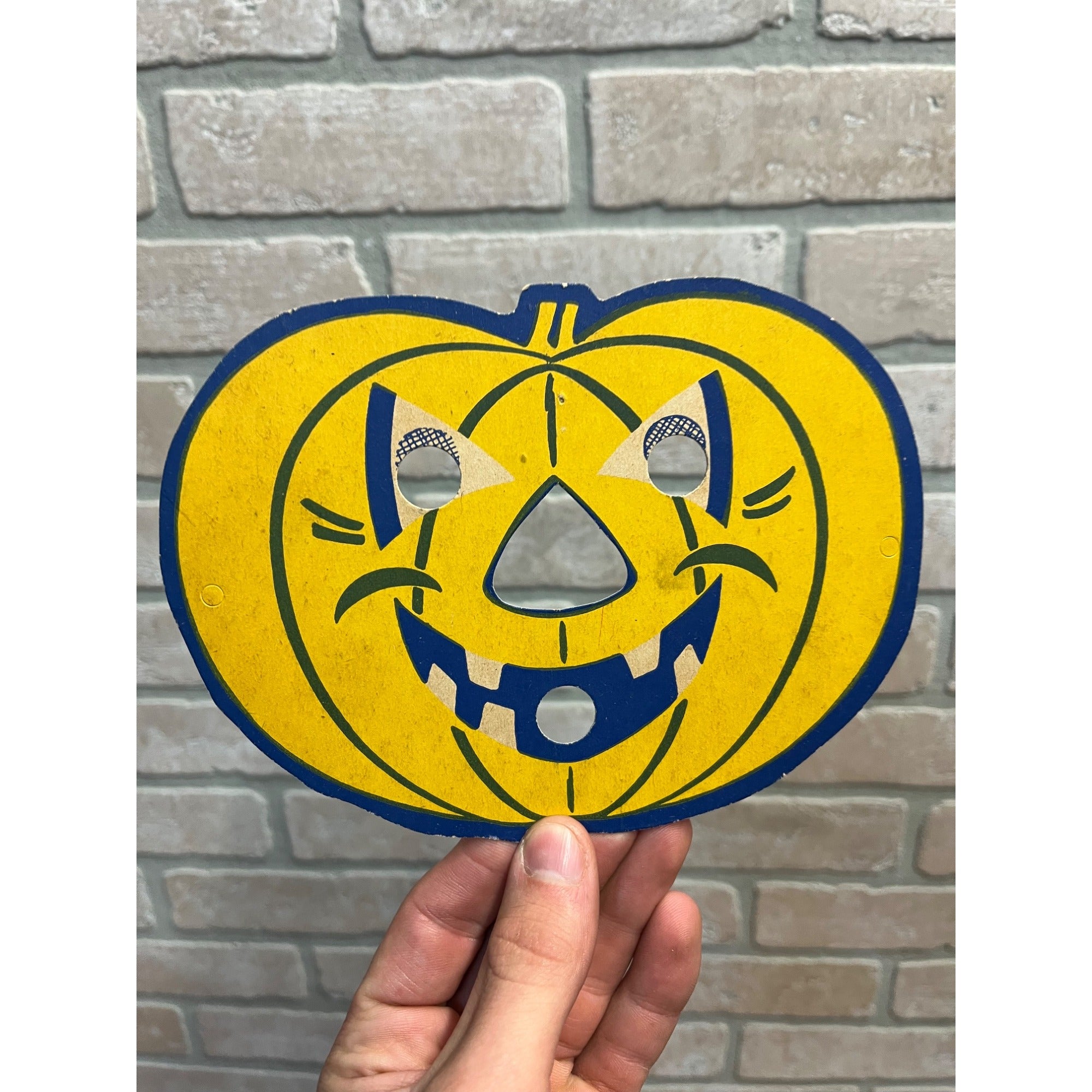 Vintage Halloween Jack o' Lantern JOL Yellow Party Mask Beistle?