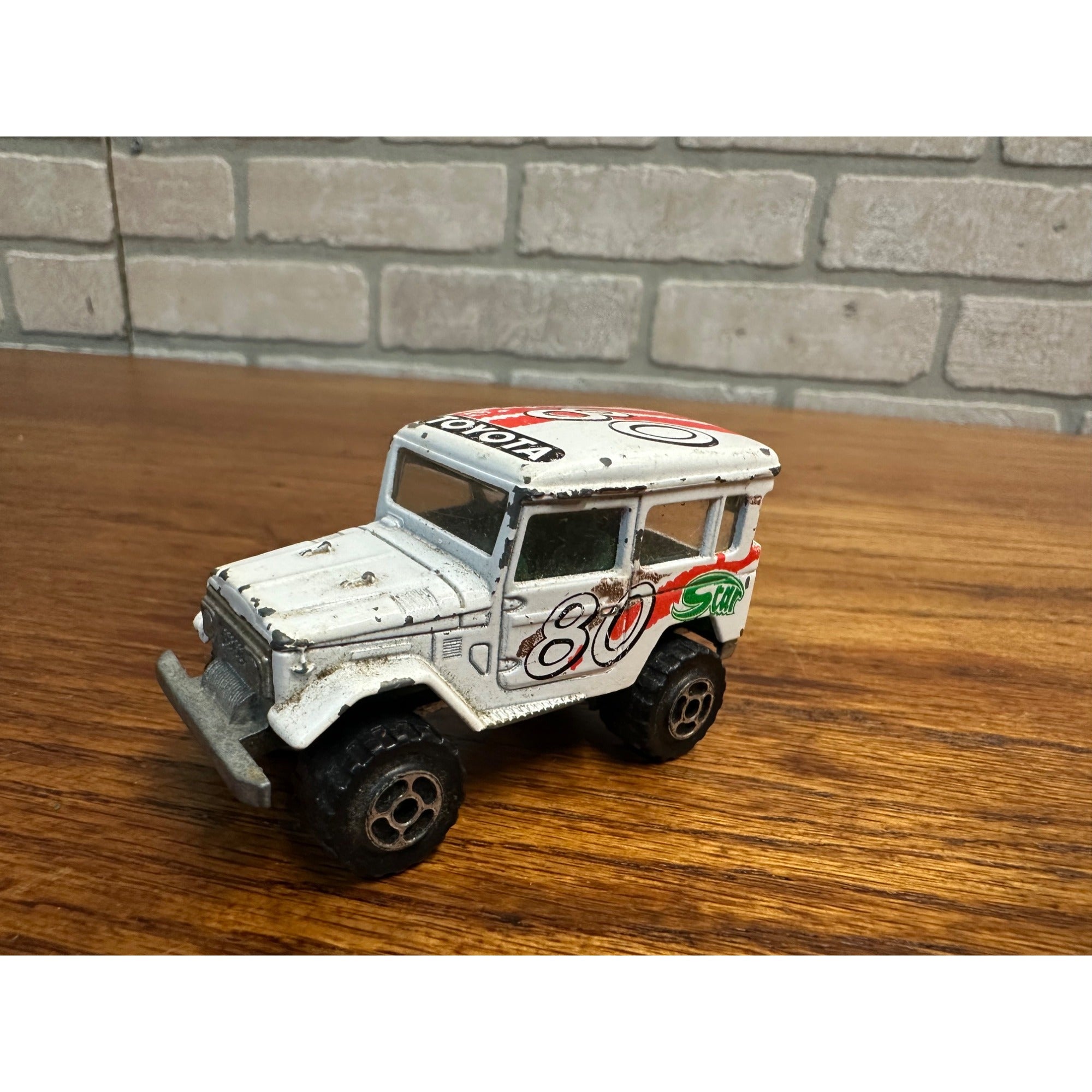 Vintage Majorette #277 White Toyota Ralley Cruiser 4x4 1/53 France