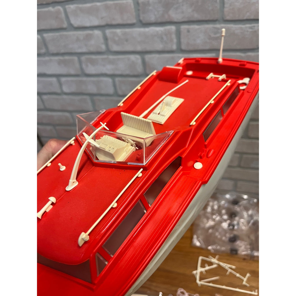 Vintage 1960's Phillips 66 Power Yacht Battery Operated Toy Boat w/Box - Works!