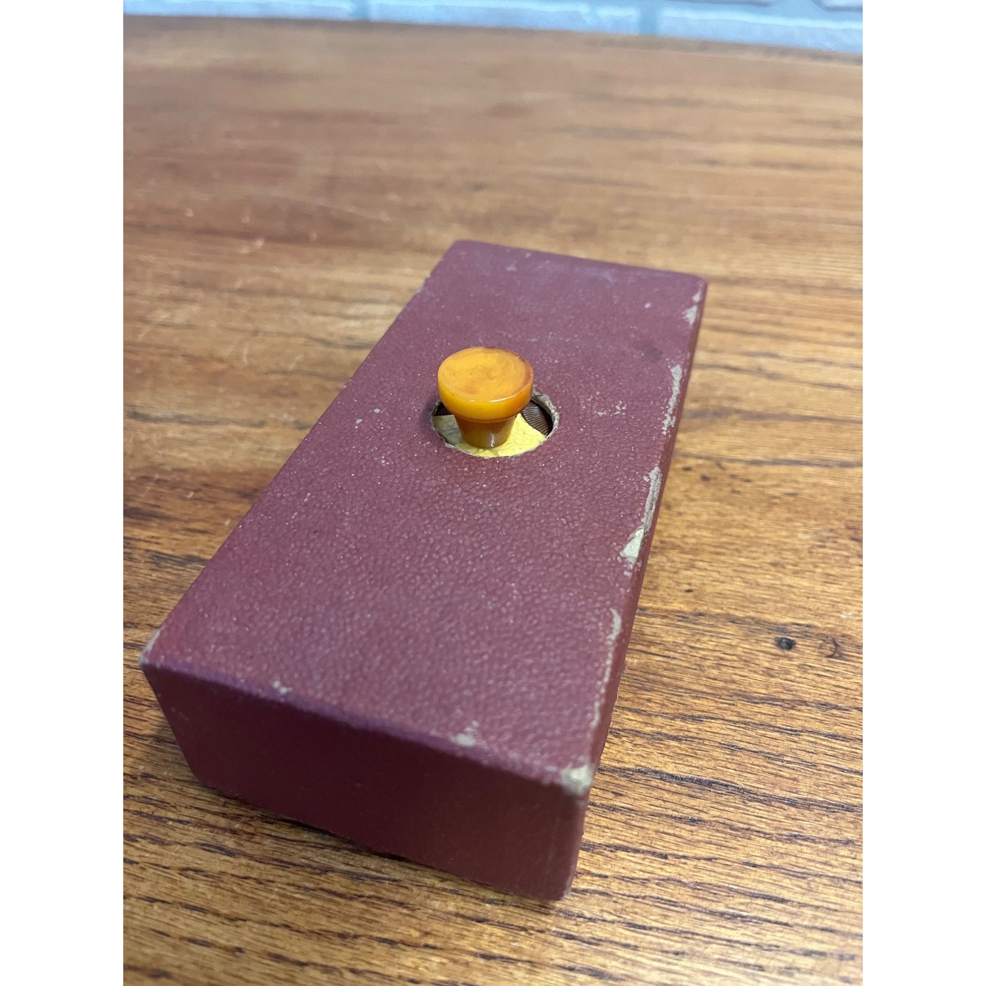 Vintage Marbled Butterscotch Catalin/Bakelite Poker Chip Caddy w/ Chips