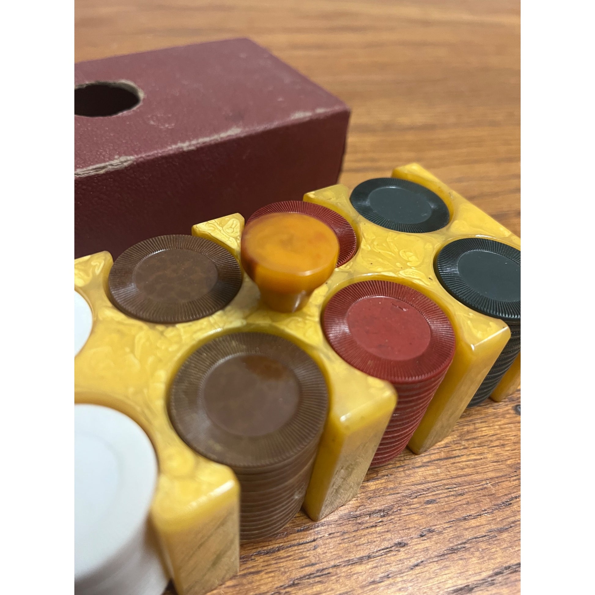 Vintage Marbled Butterscotch Catalin/Bakelite Poker Chip Caddy w/ Chips