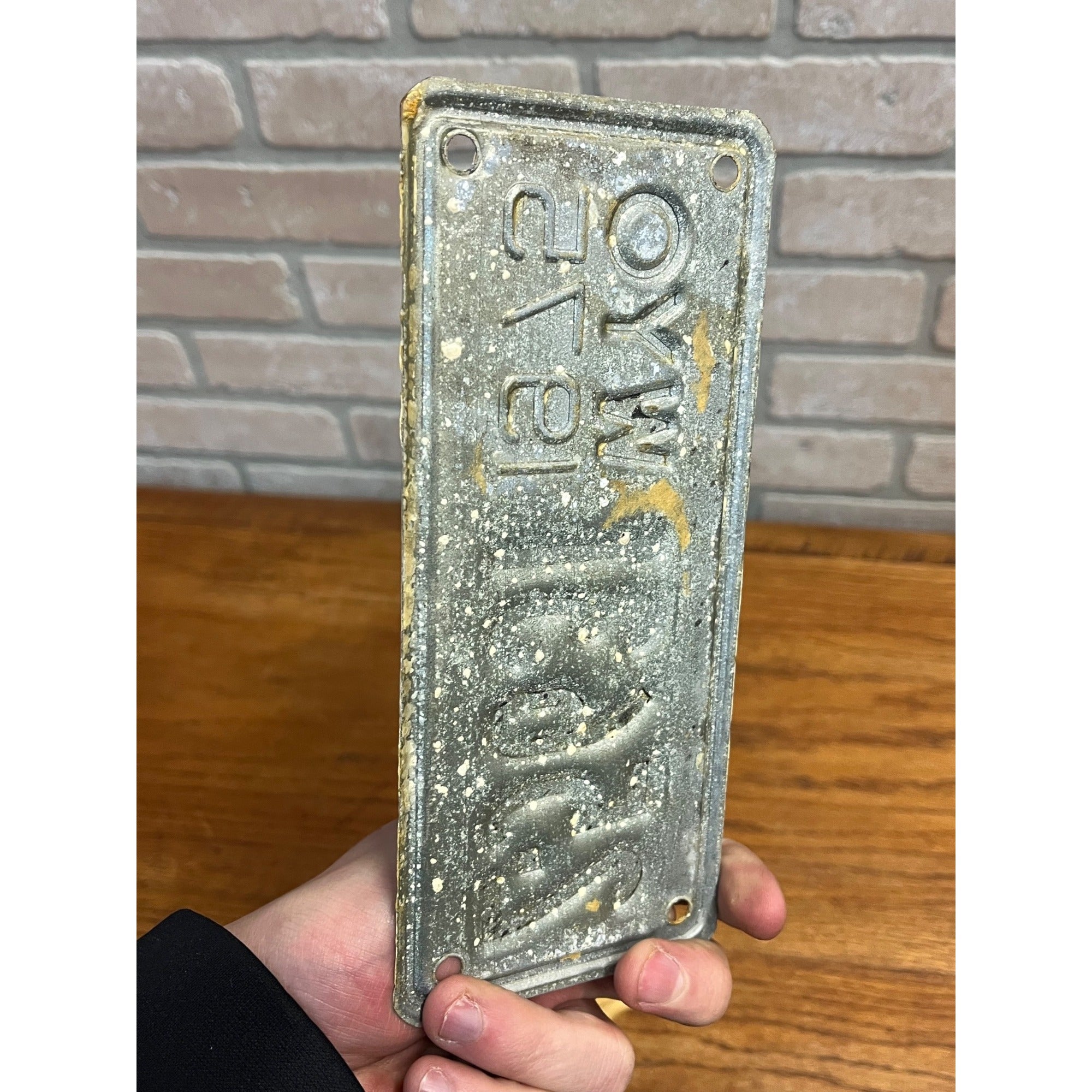 1975 Wyoming Motorcycle Cycle License Plate Vintage MINT NOS