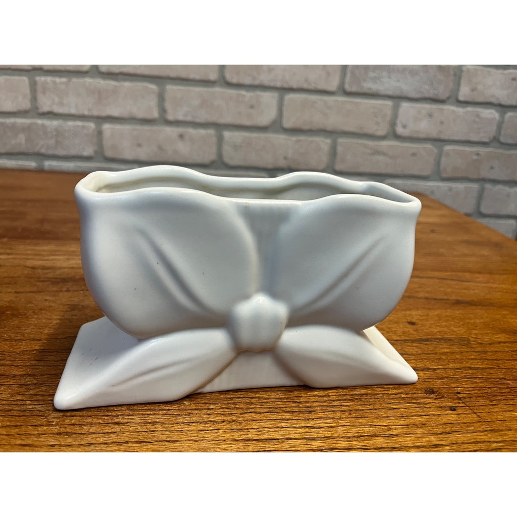 Vintage Abingdon Pottery USA White Bow Planter Number 462 MCM