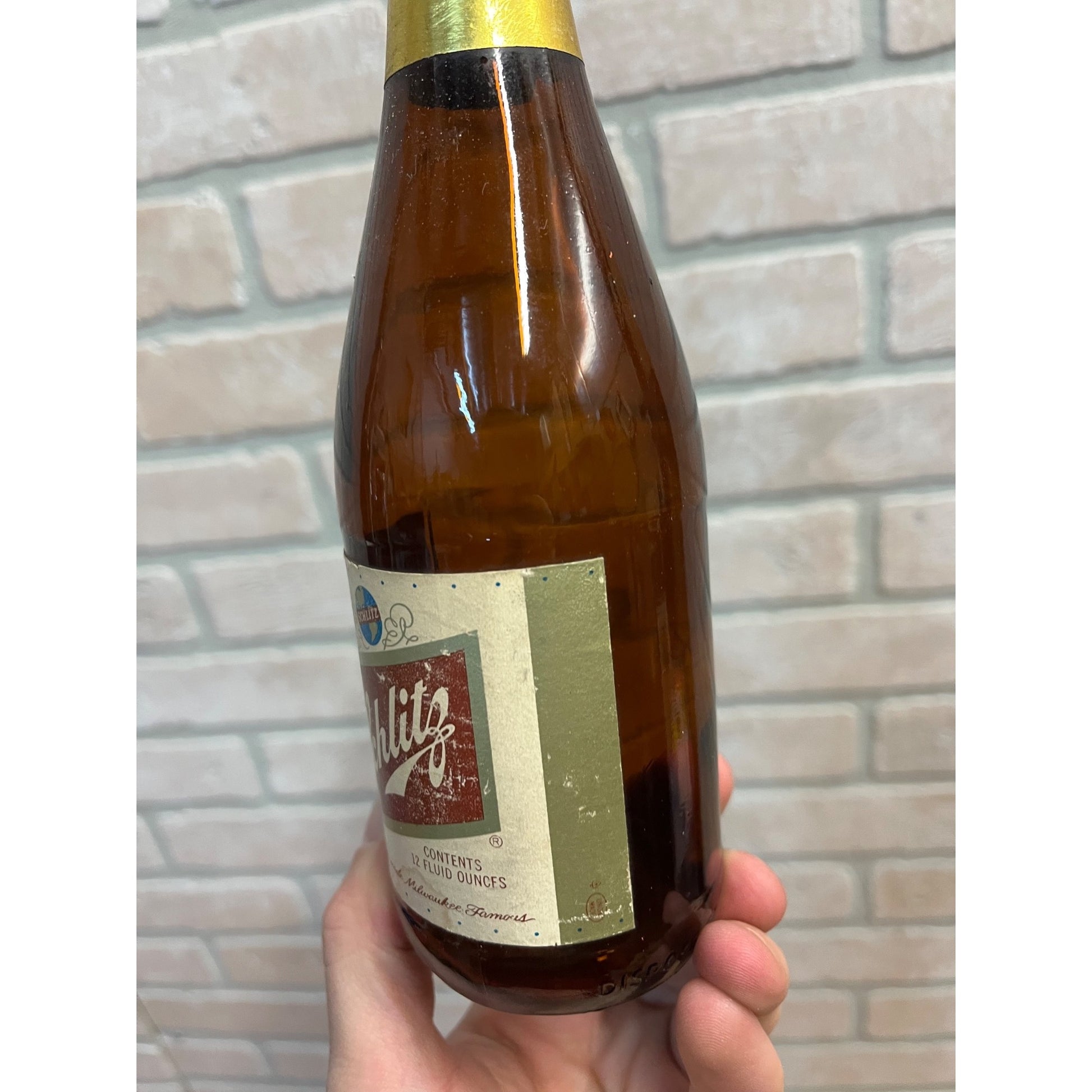 Vintage 1970s Schlitz Milwaukee Beer Glass 12oz Bottle  Full Label