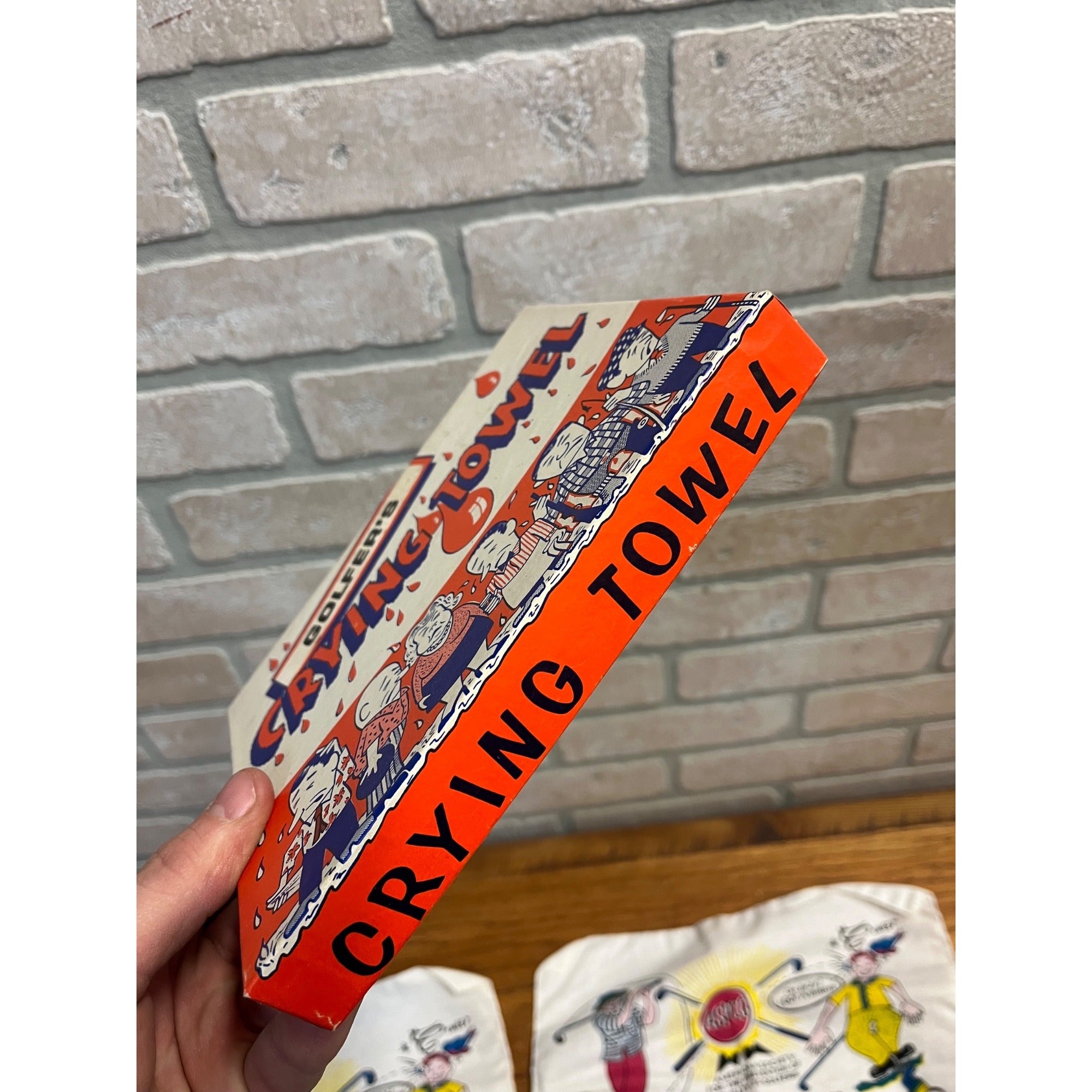 Vintage Golfer's Crying Towels w/ Box Novelty Joke Gag Humor Gift (2)