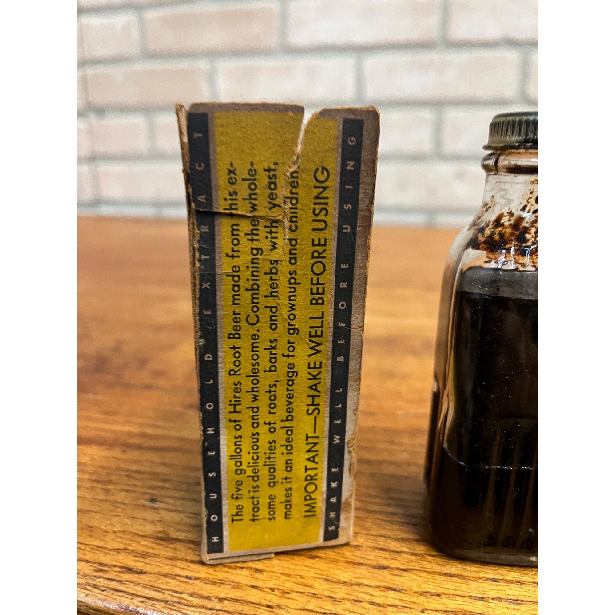 Vintage Hires Root Beer Household Extract Bottle W/ Instructions & Partial Box