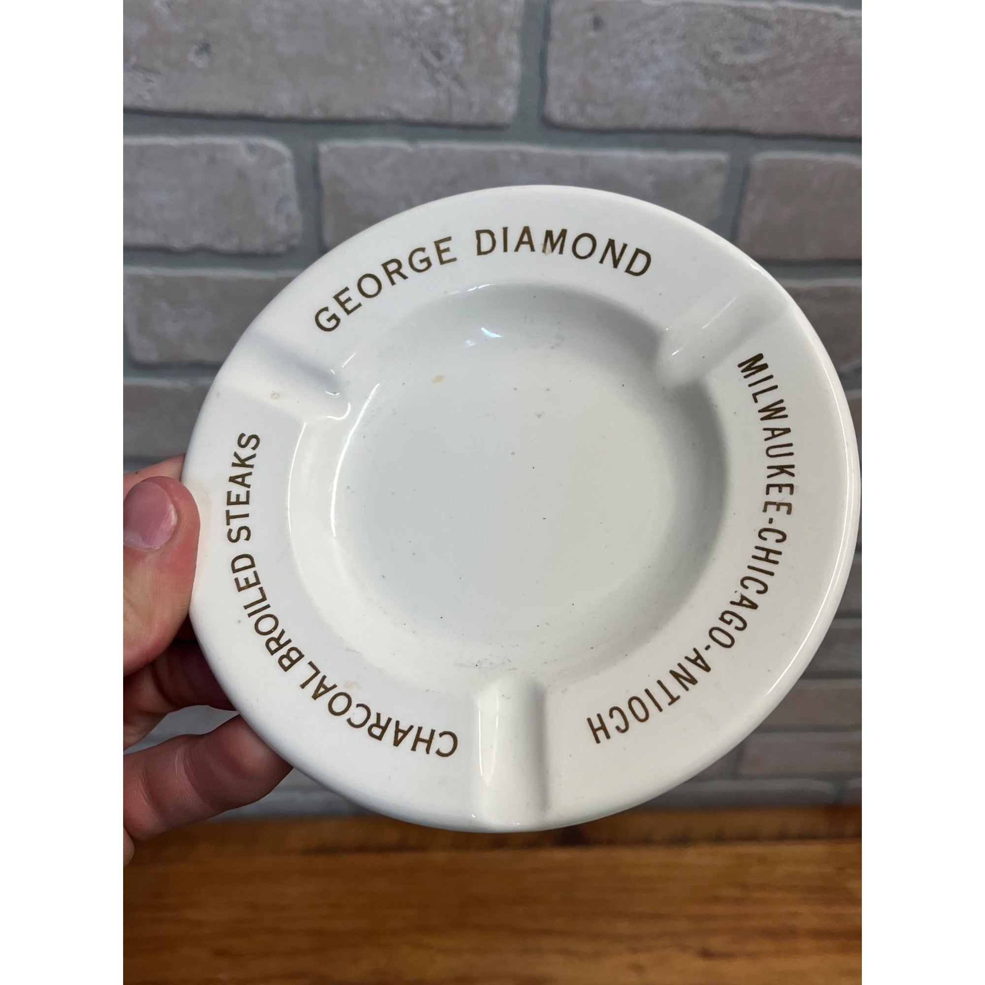 Vintage George Diamond Steakhouse Milwaukee Wis Chicago Ceramic Ashtray Steaks