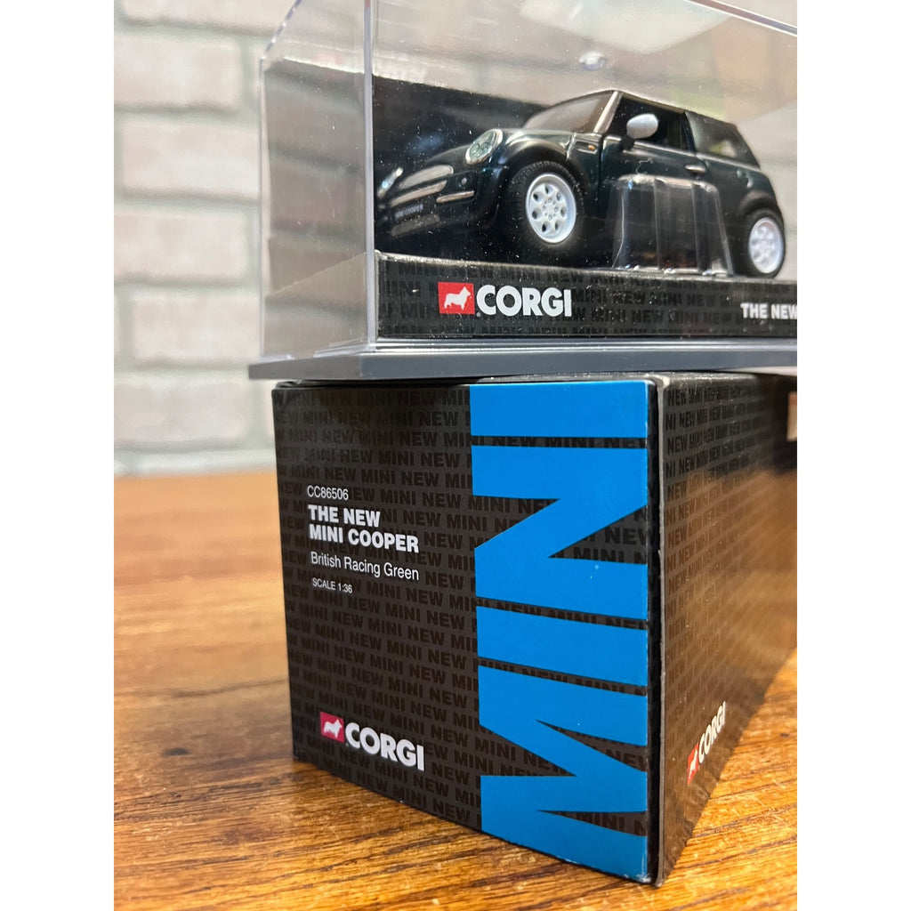 Corgi The New Mini Cooper CC86506 - British Racing Green 1:36 Scale NIB